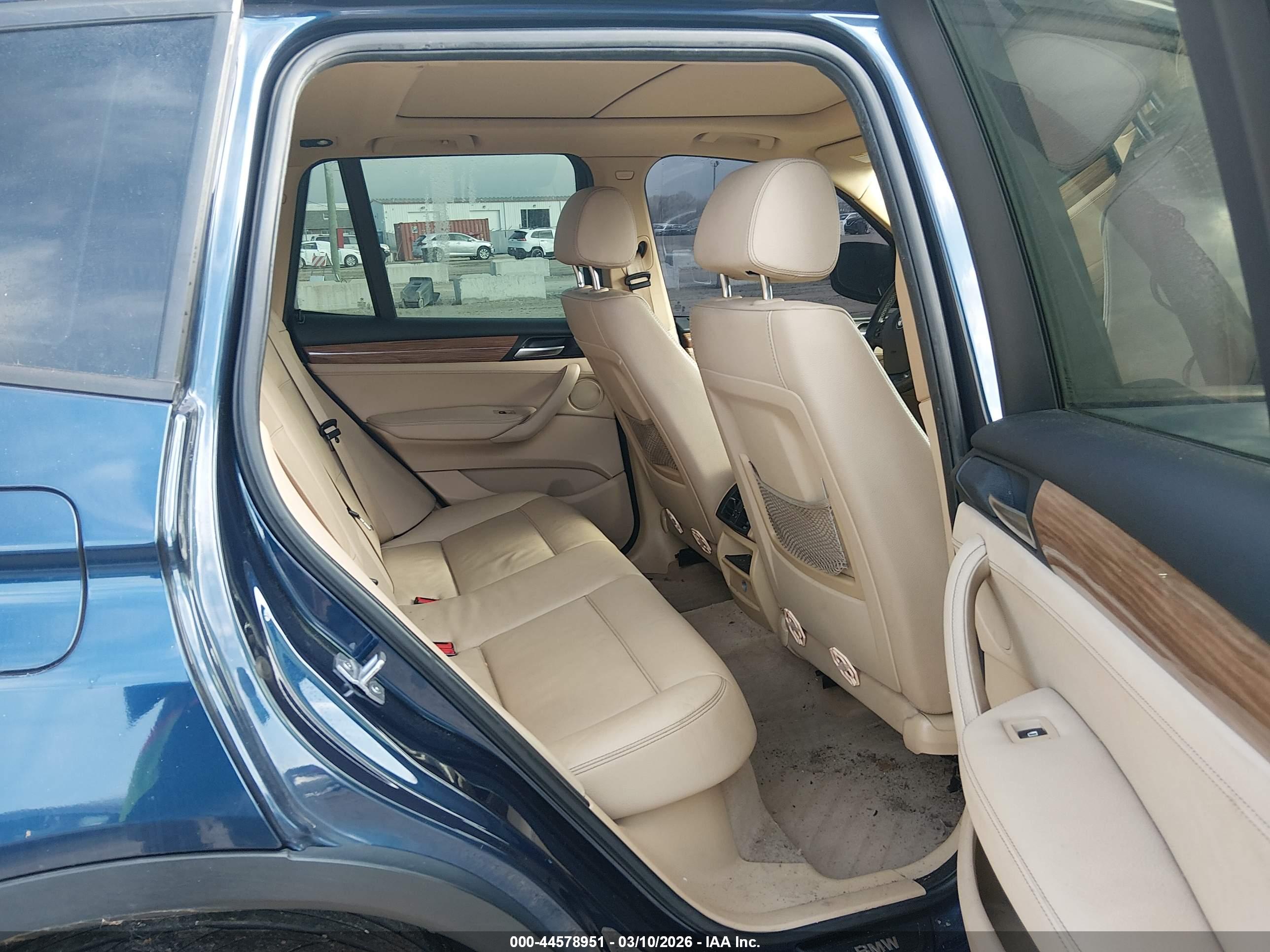 BMW X3 image 8