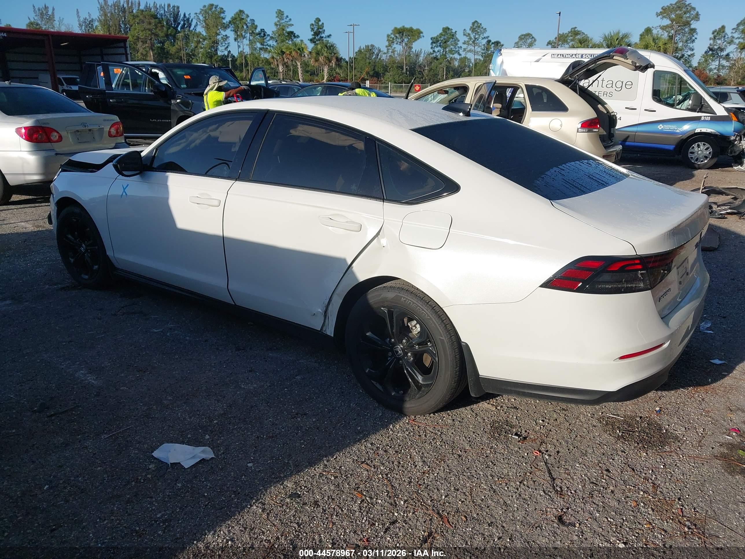 HONDA ACCORD image 3