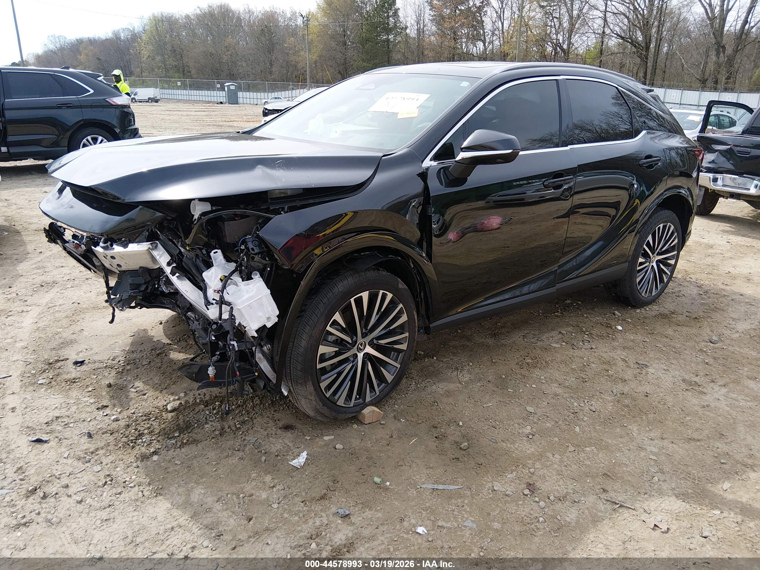 LEXUS RX image 2