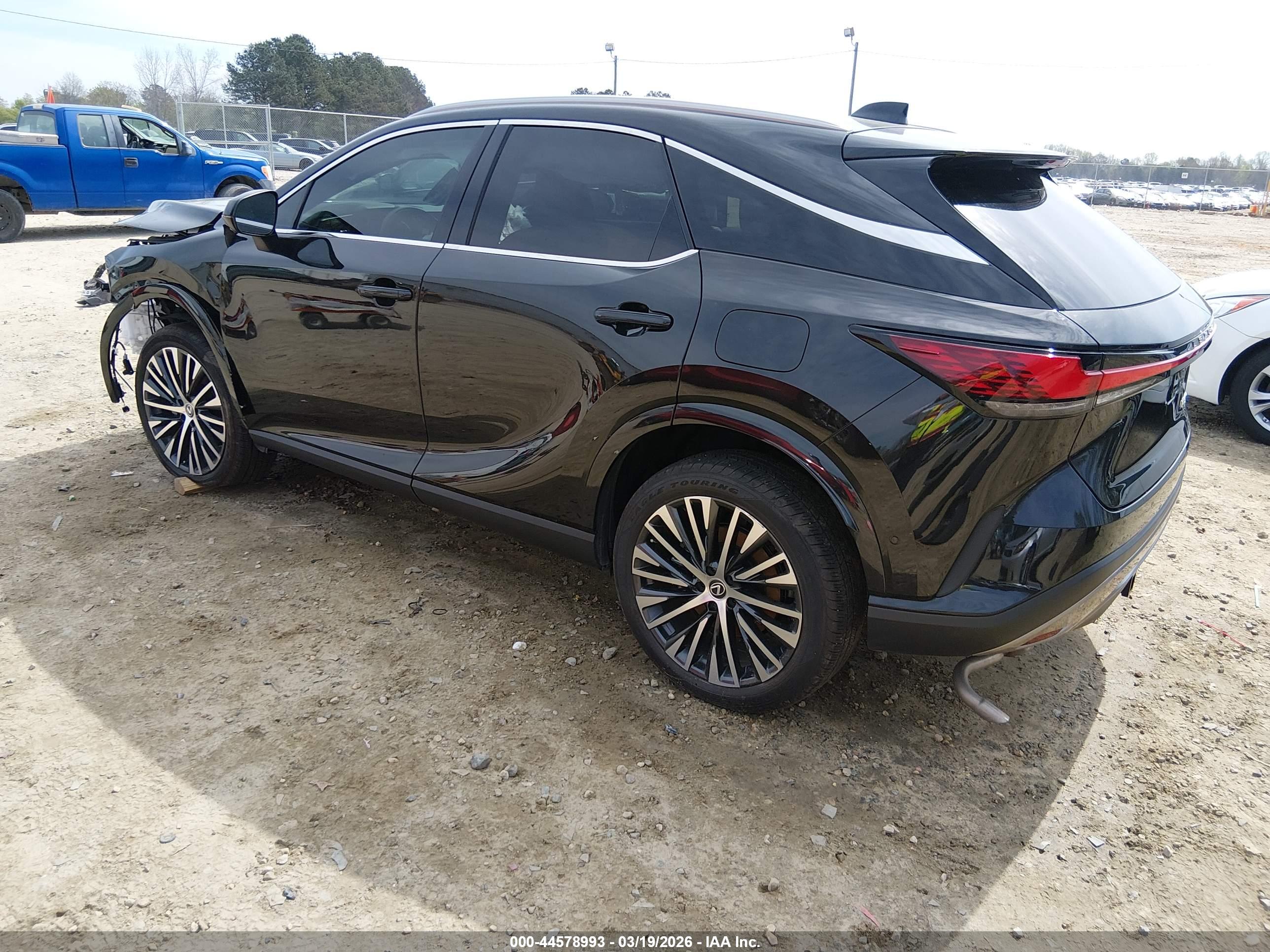 LEXUS RX image 3