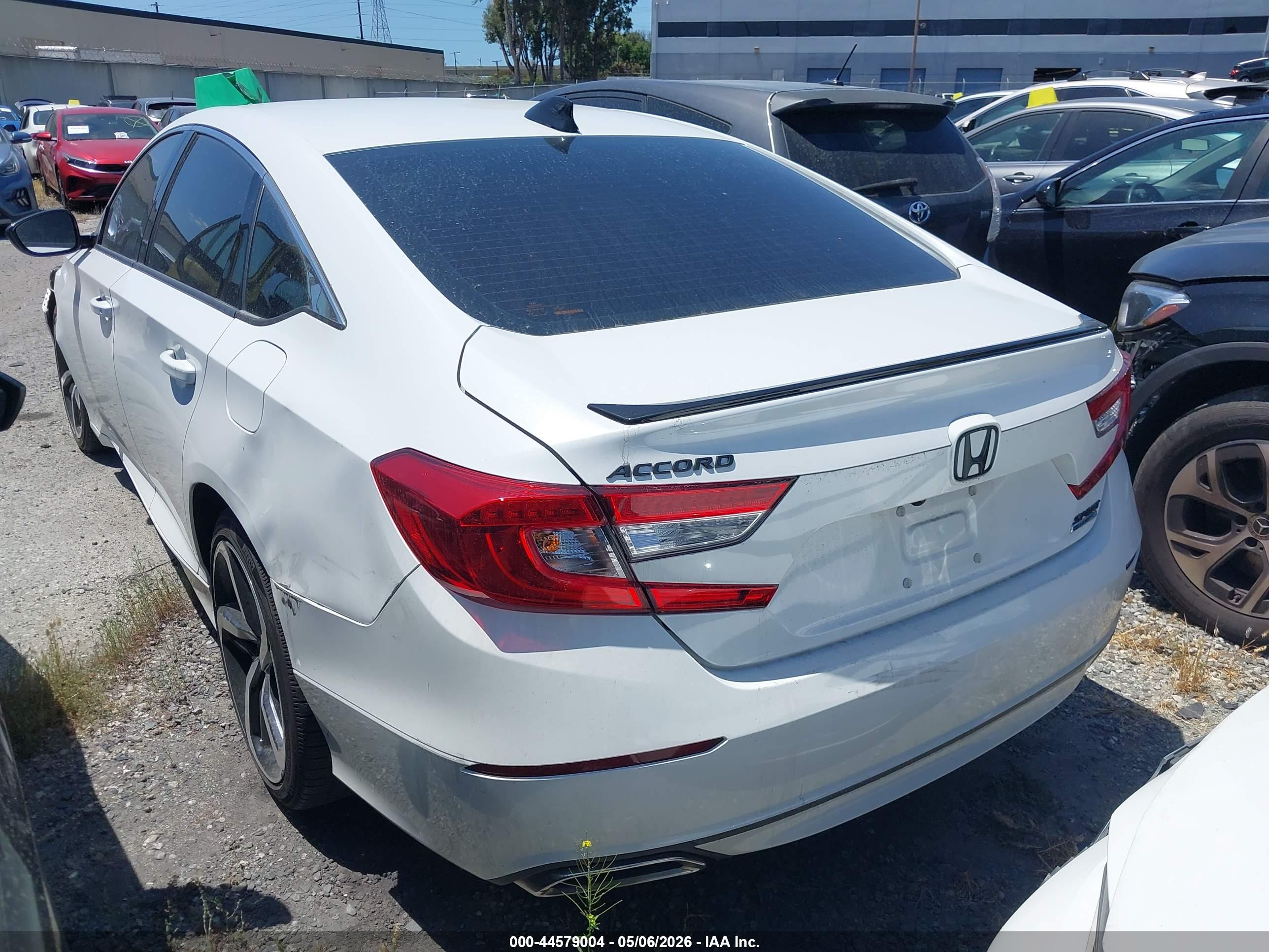 HONDA ACCORD image 3