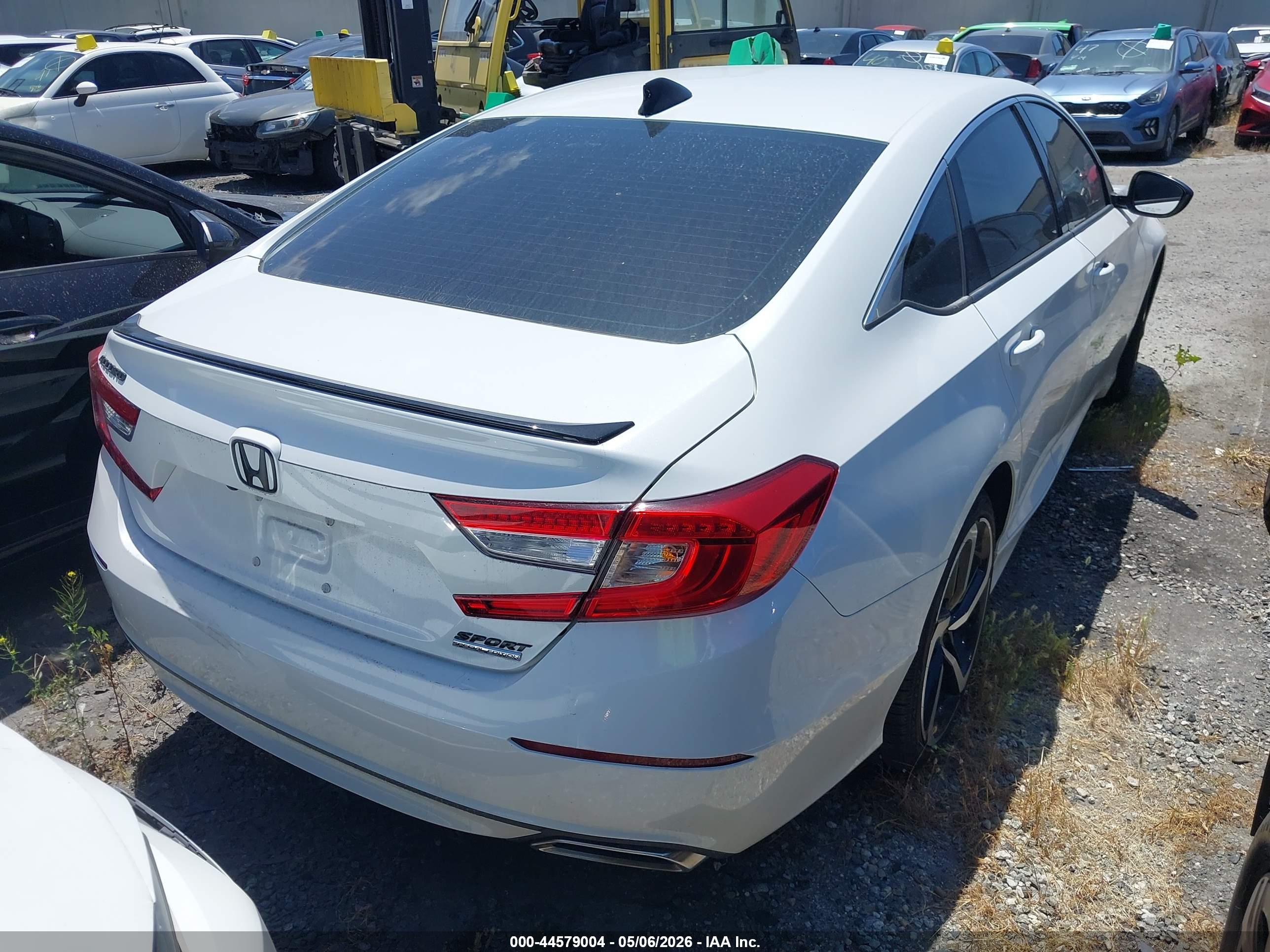 HONDA ACCORD image 4