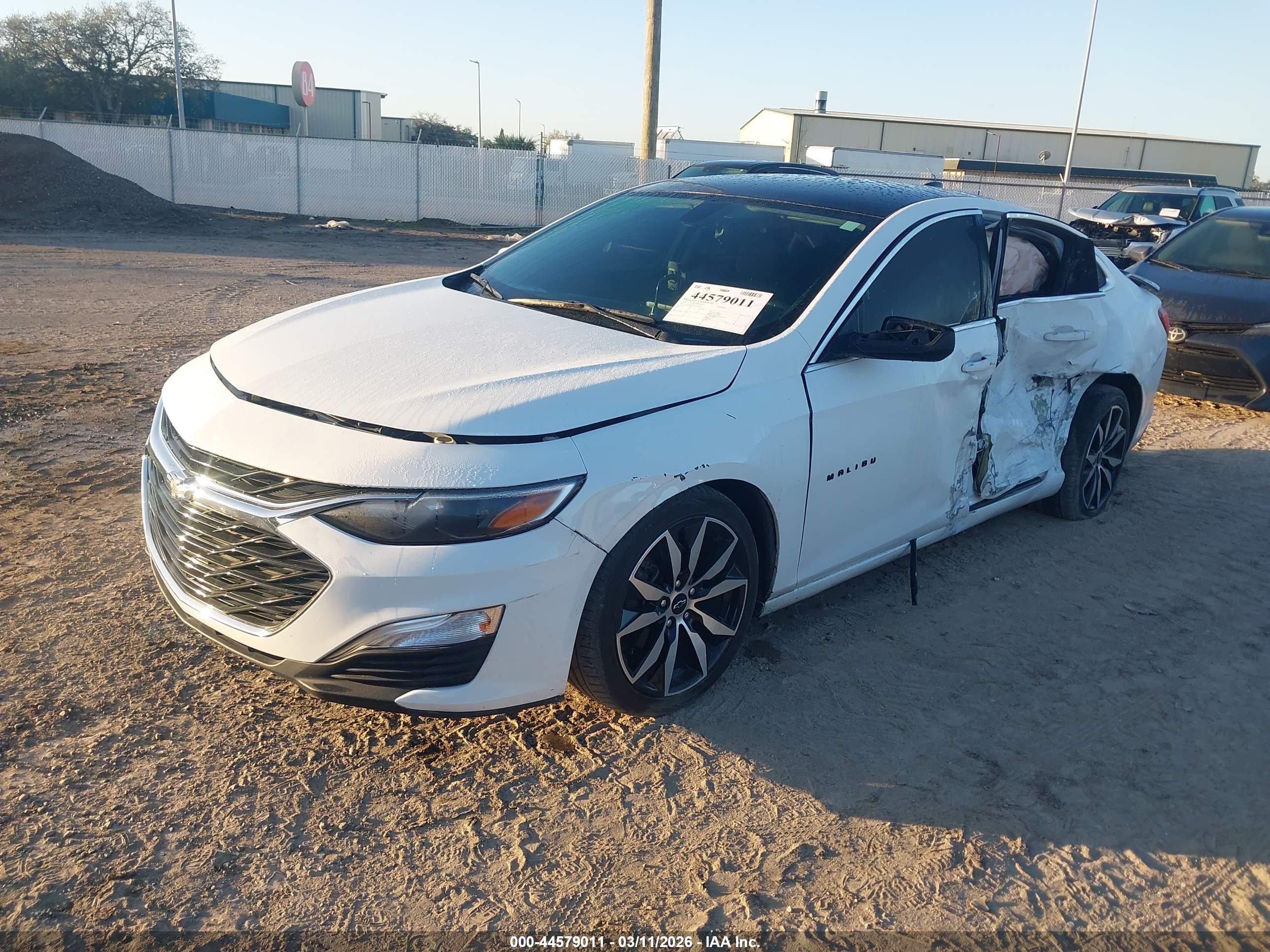 CHEVROLET MALIBU image 2