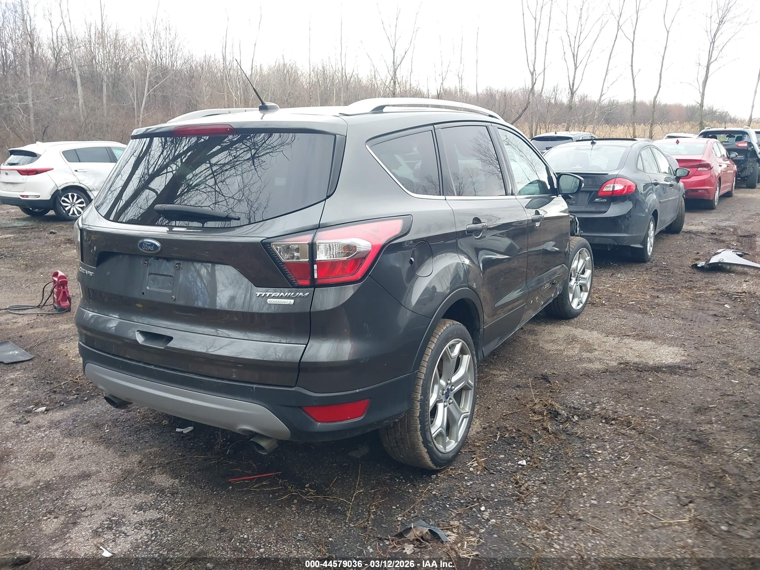 FORD ESCAPE image 4