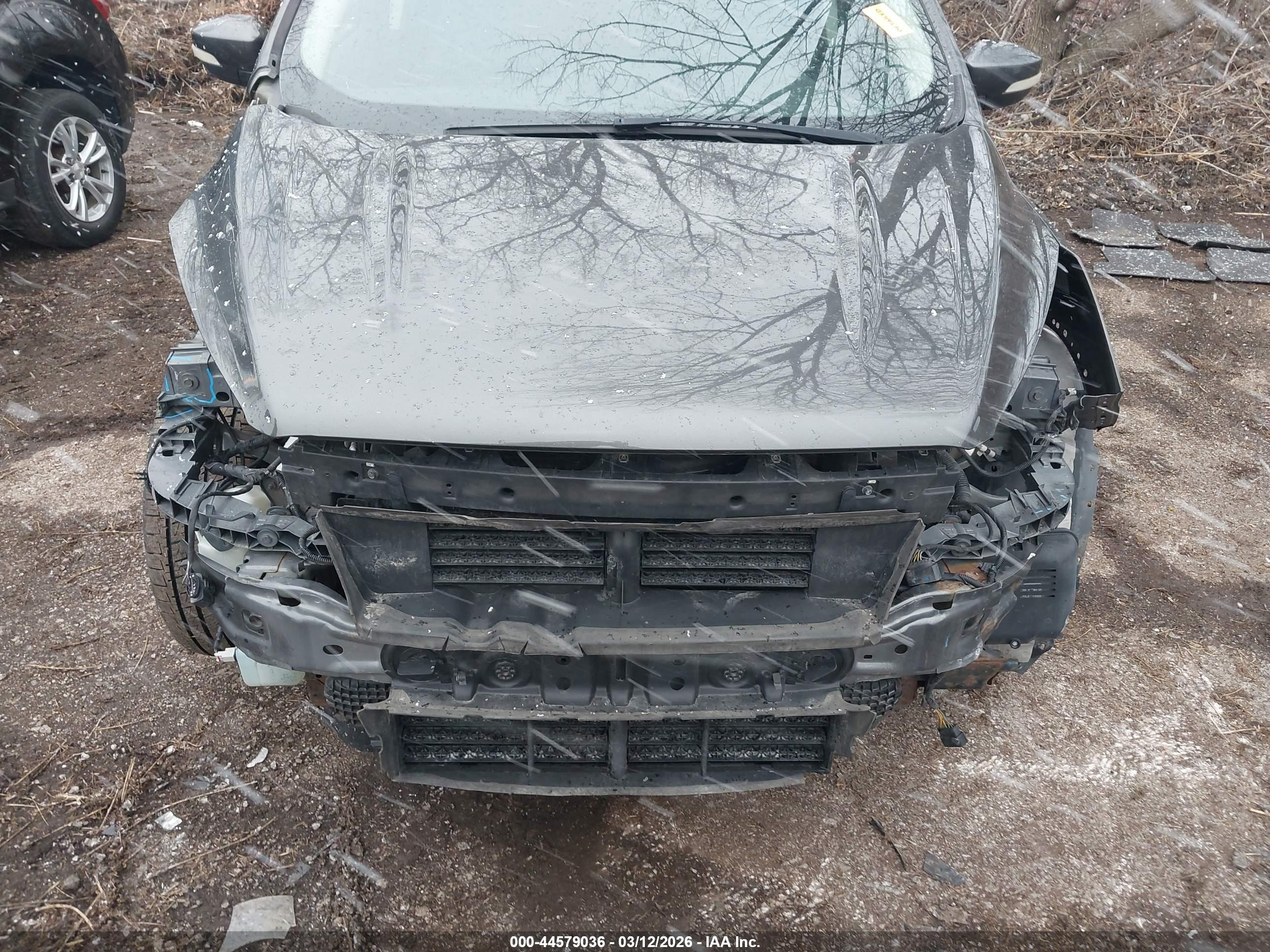 FORD ESCAPE image 6