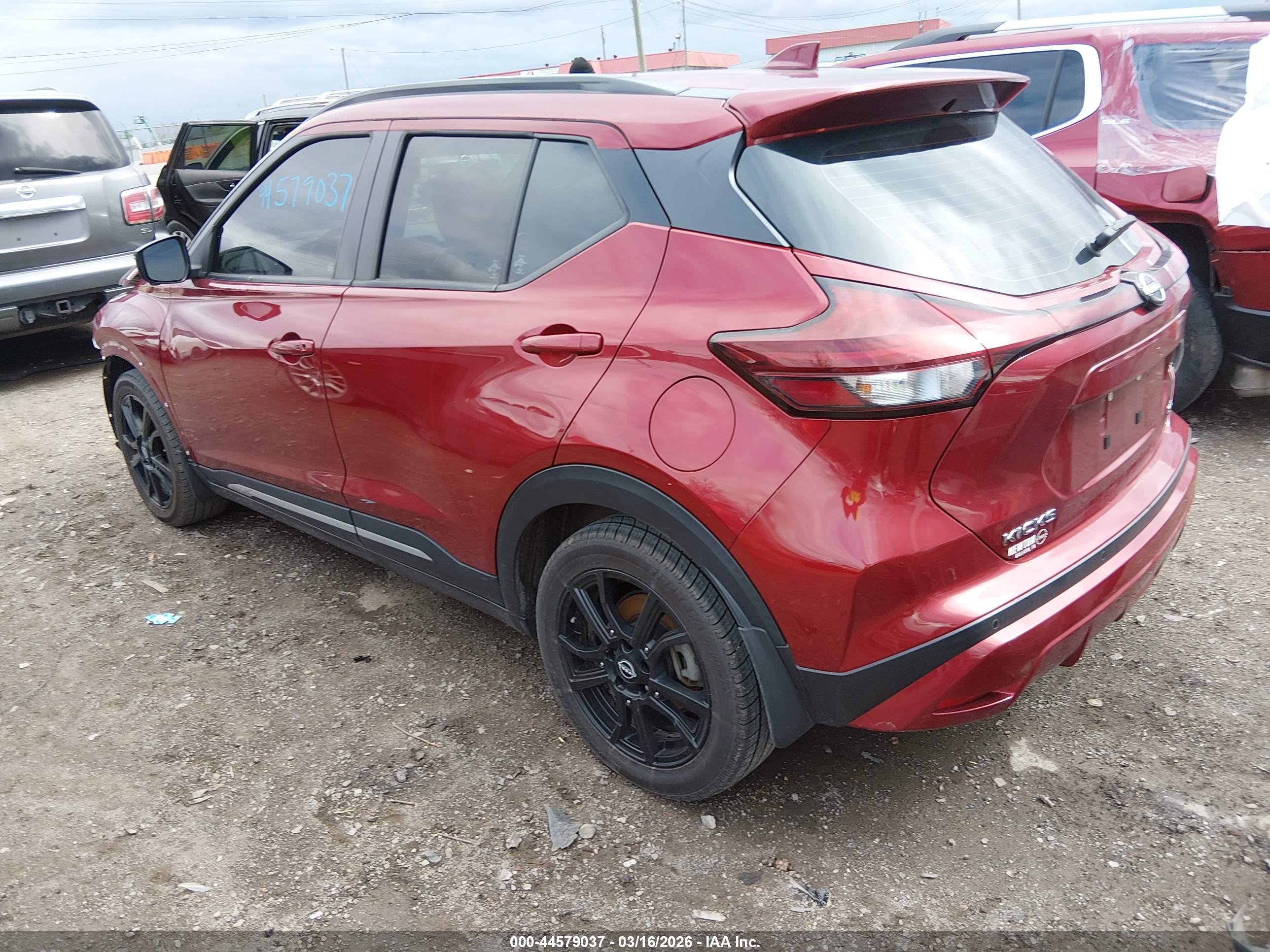 NISSAN KICKS image 3