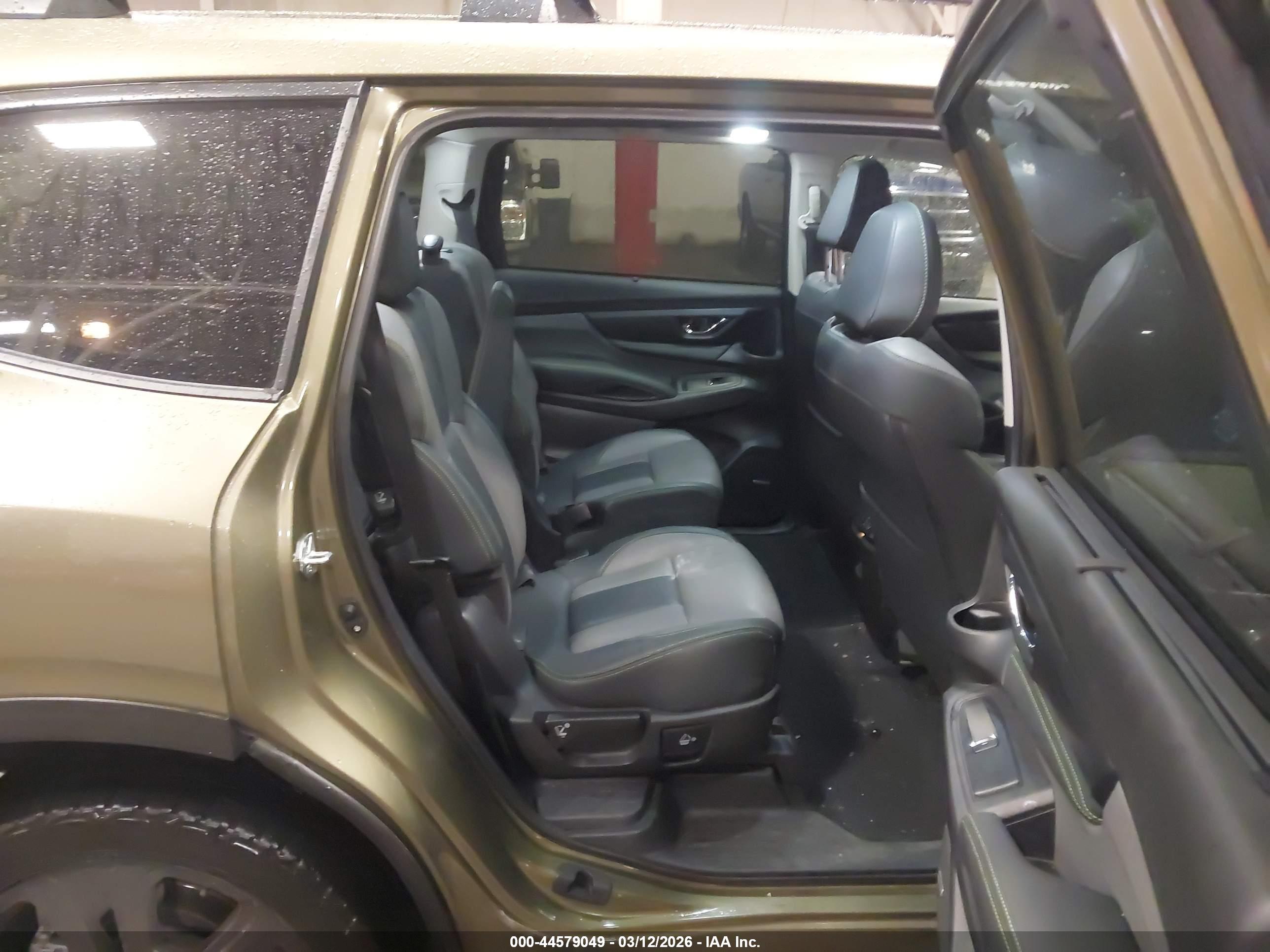 SUBARU ASCENT image 8