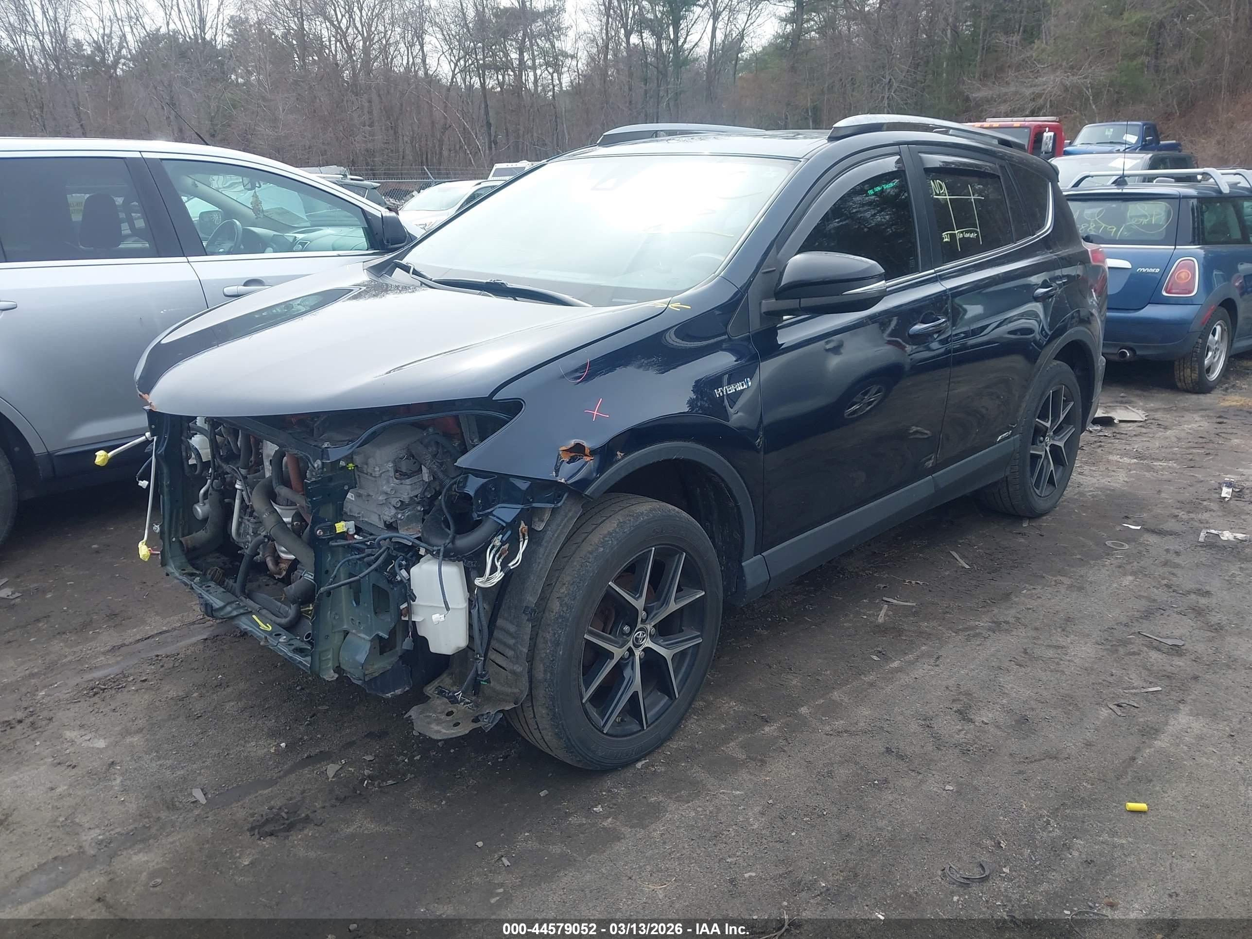 TOYOTA RAV4 image 2