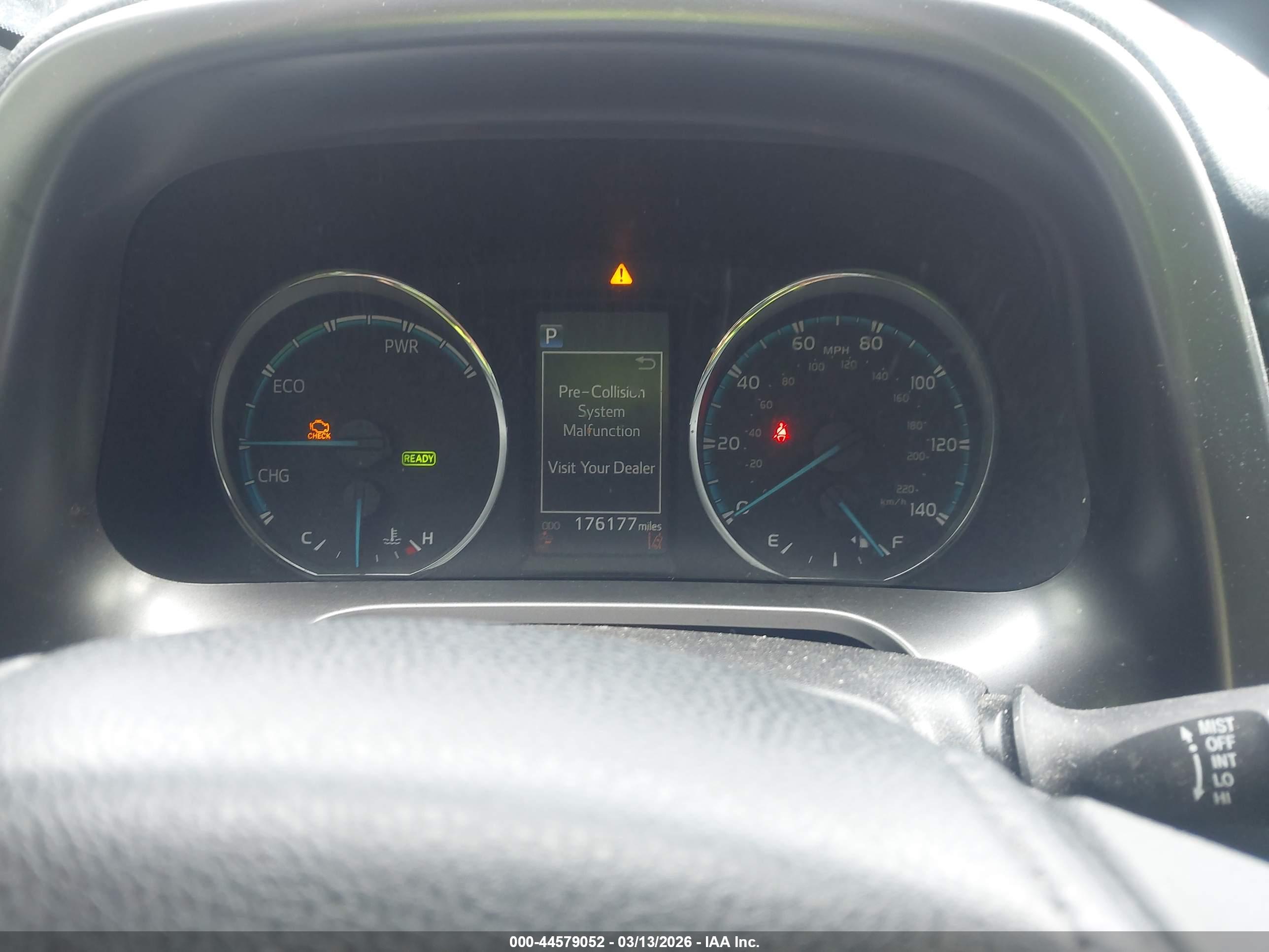 TOYOTA RAV4 image 7