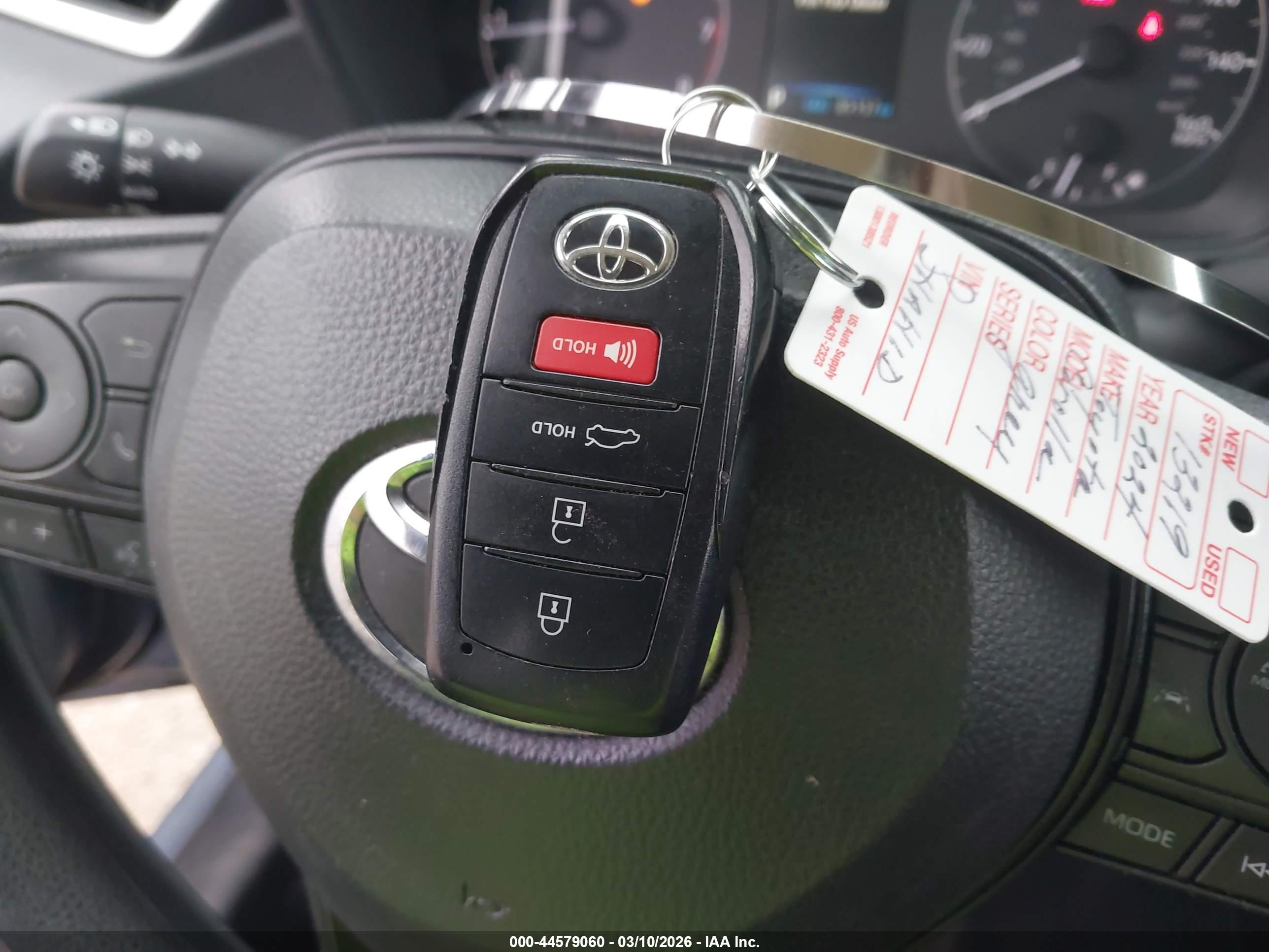 TOYOTA COROLLA image 11
