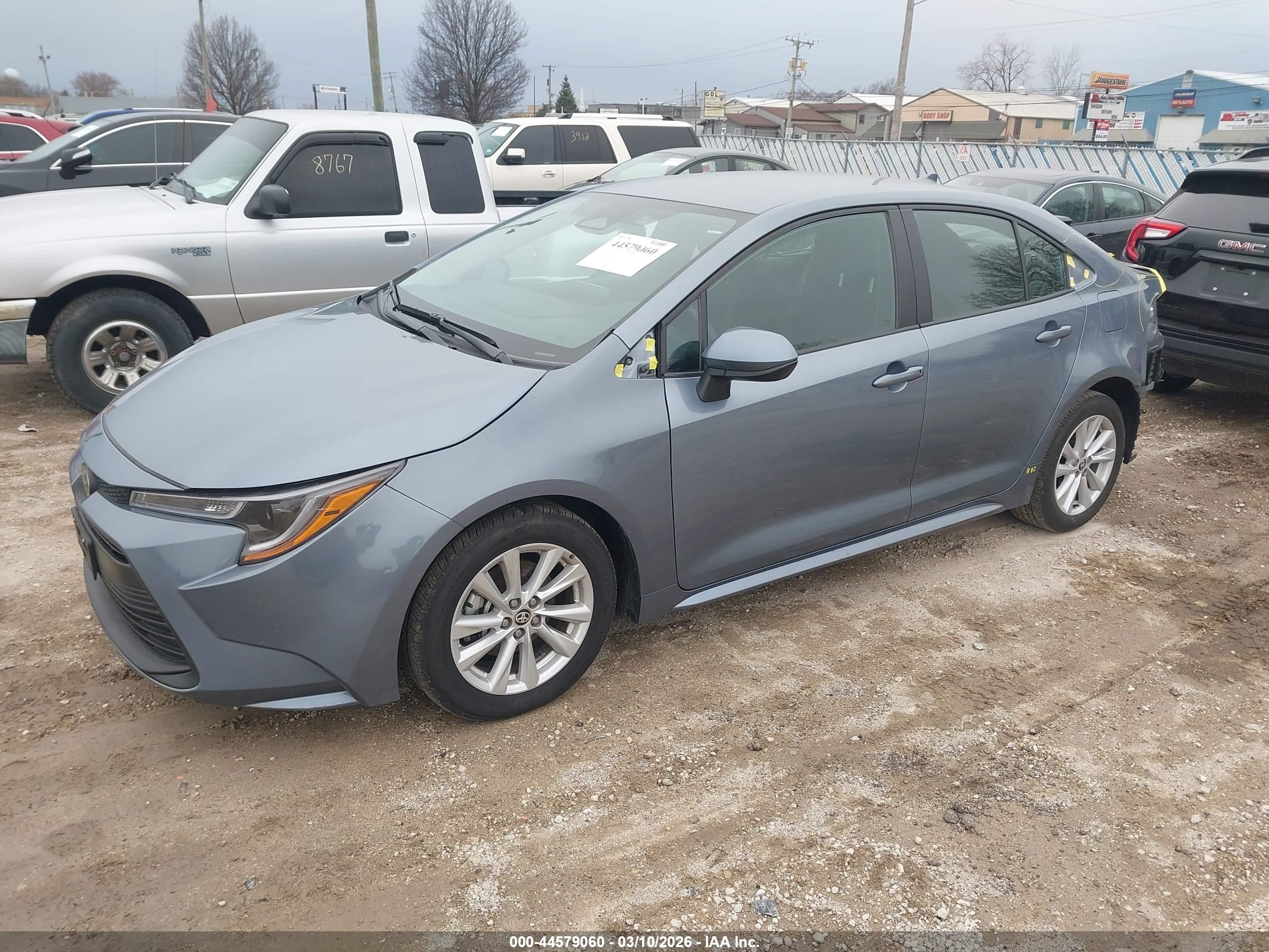TOYOTA COROLLA image 2