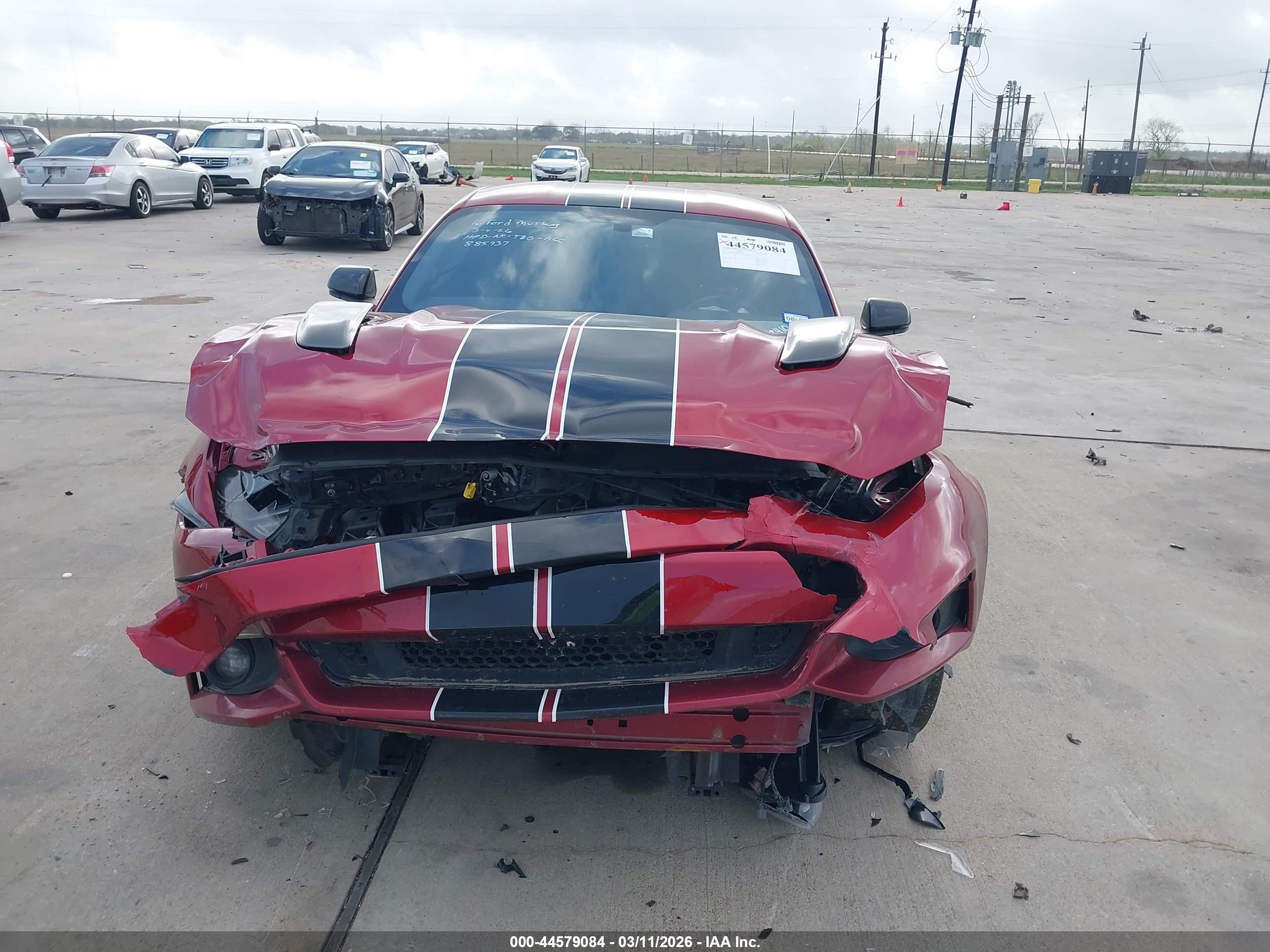 FORD MUSTANG image 6
