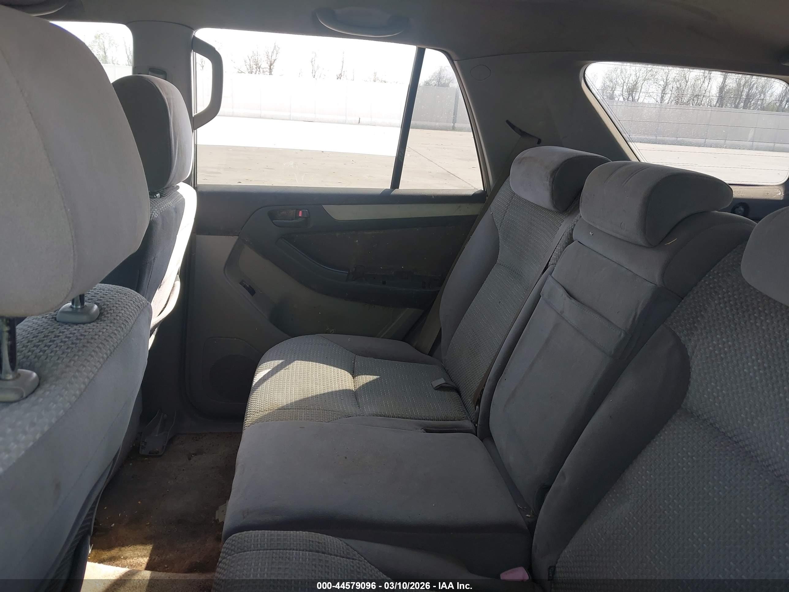 TOYOTA 4RUNNER image 8