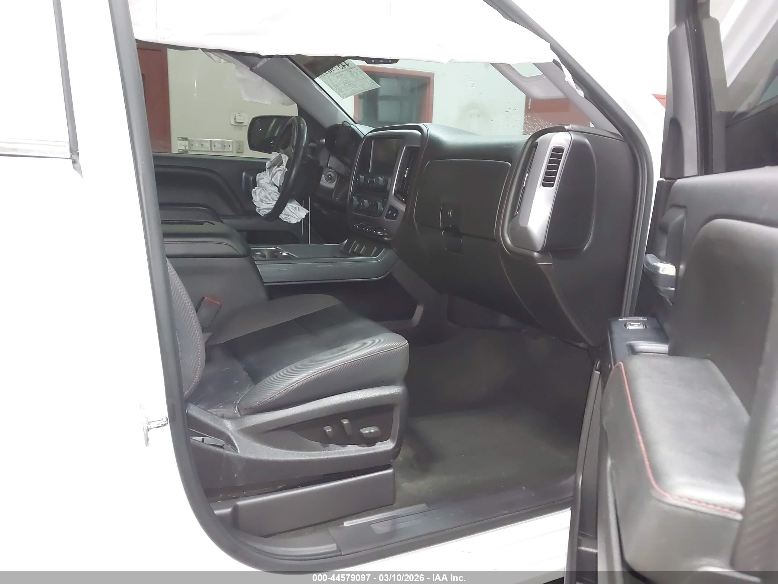 GMC SIERRA image 5