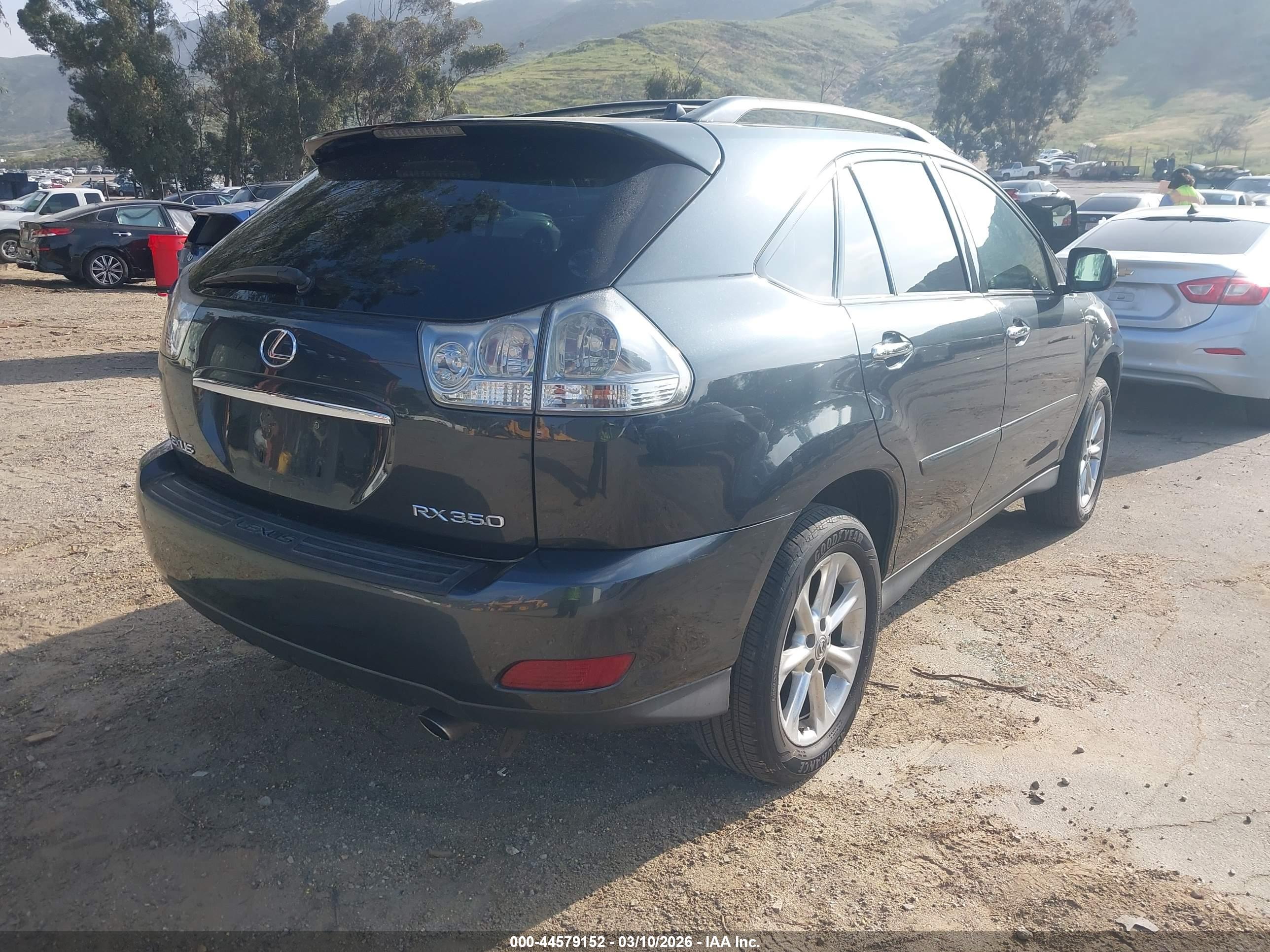LEXUS RX image 4