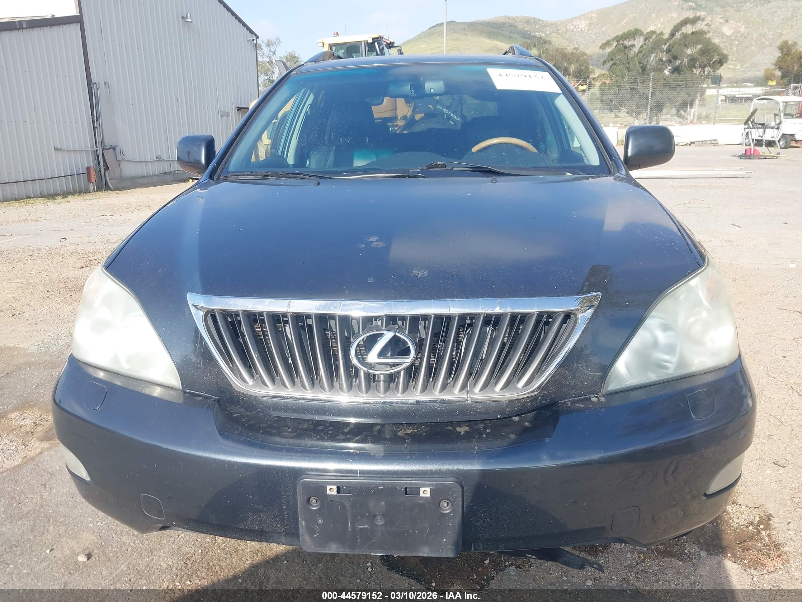 LEXUS RX image 6