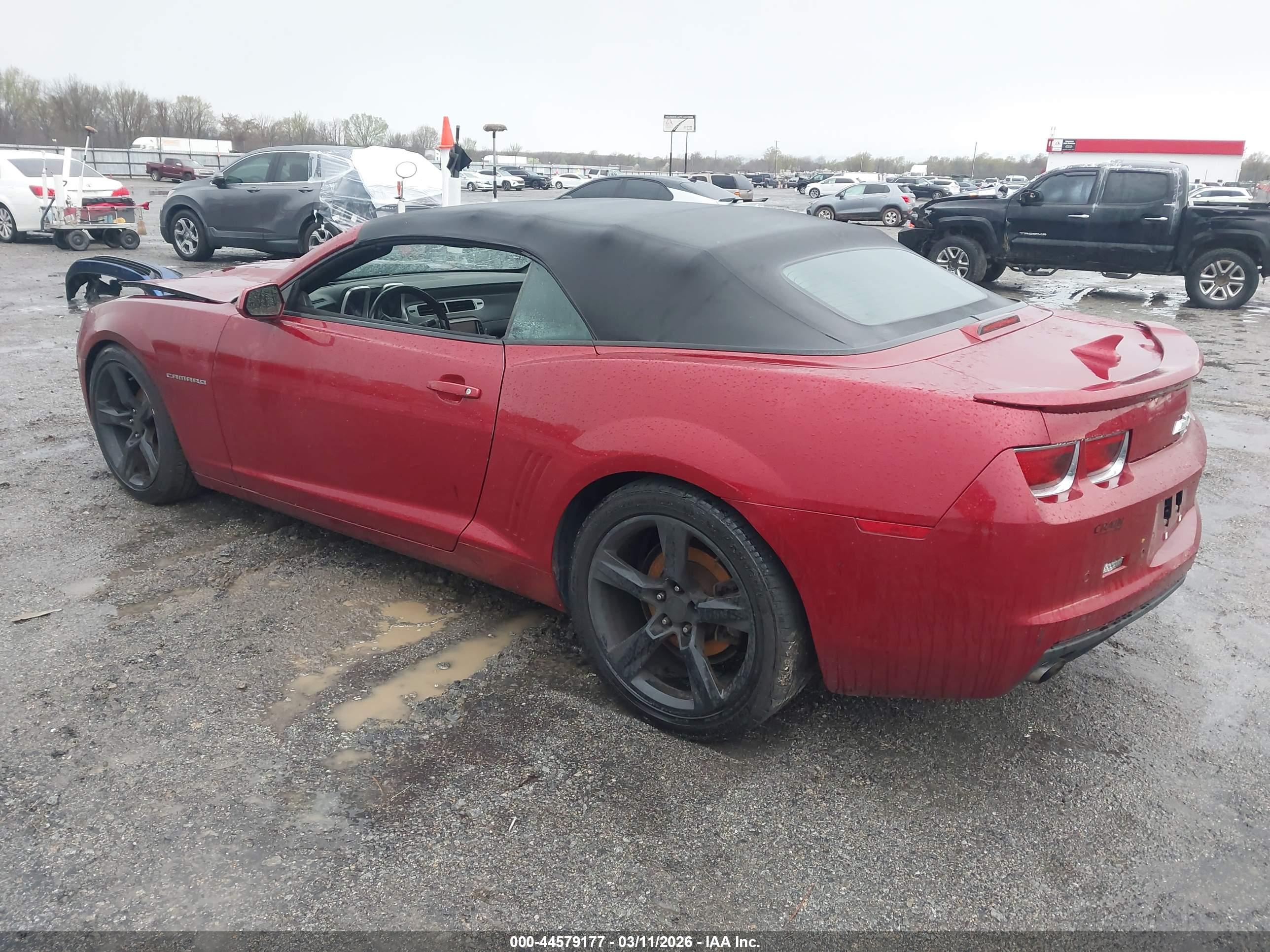 CHEVROLET CAMARO image 3