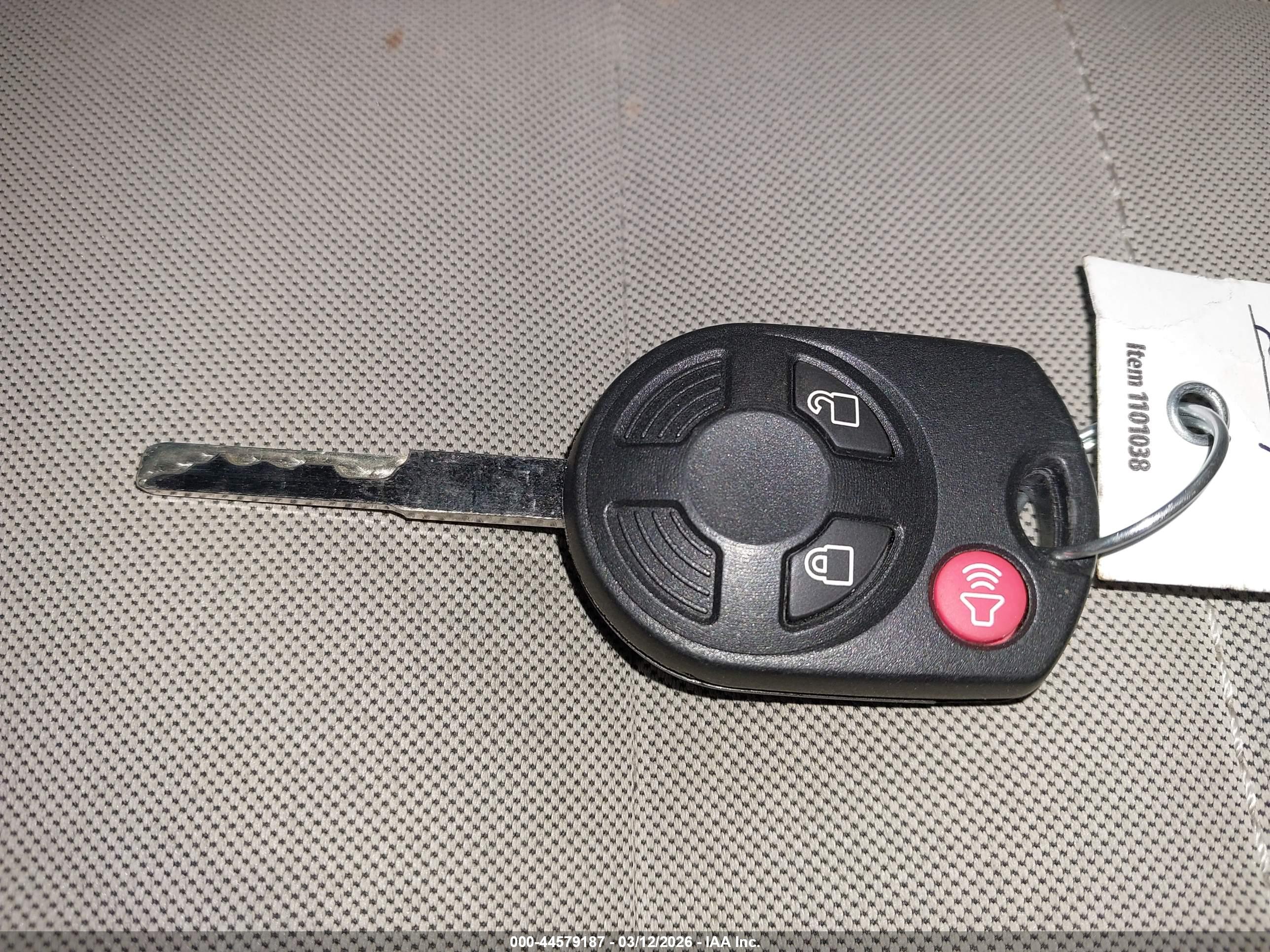 FORD ESCAPE image 11