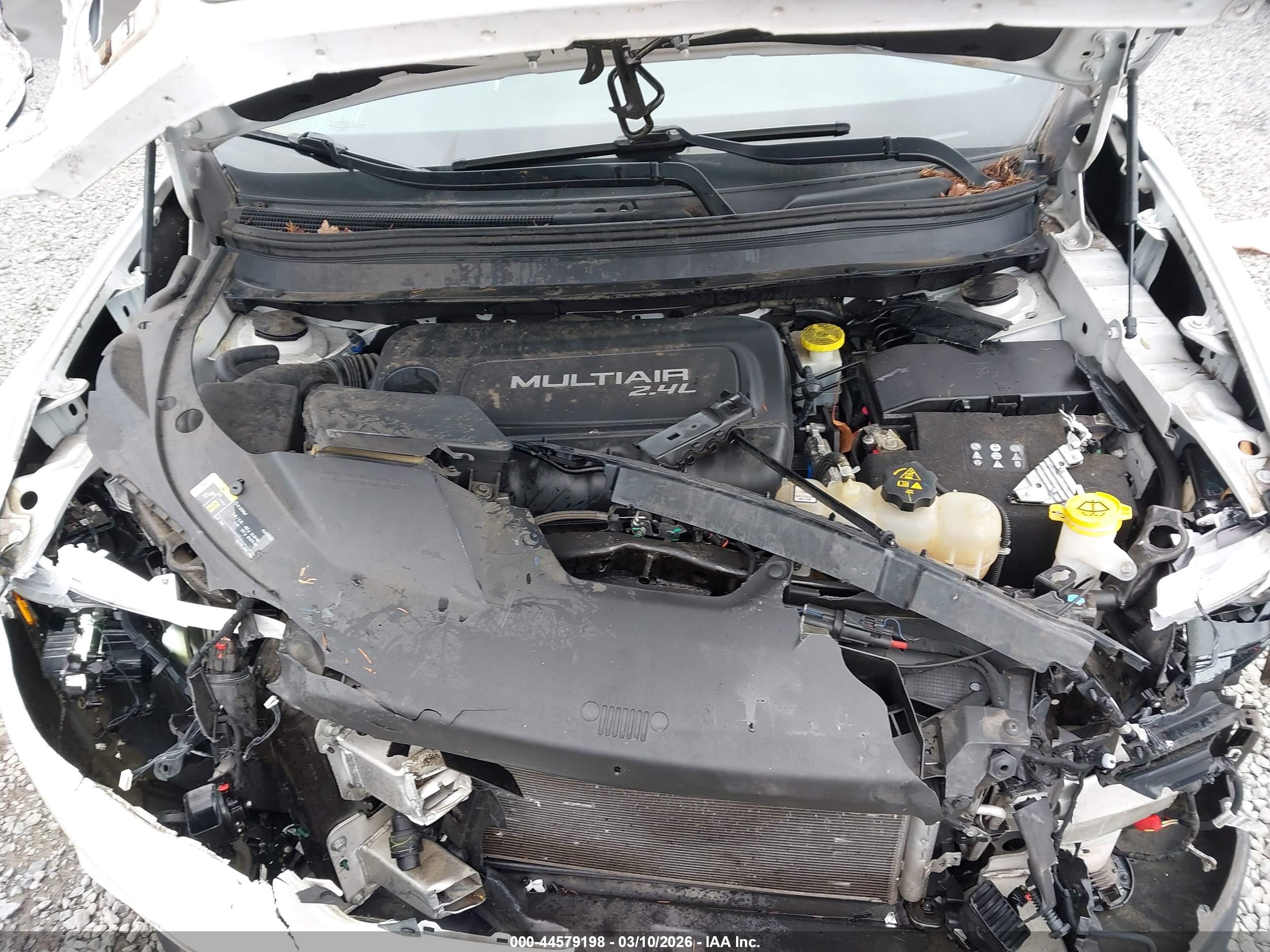 JEEP CHEROKEE image 10