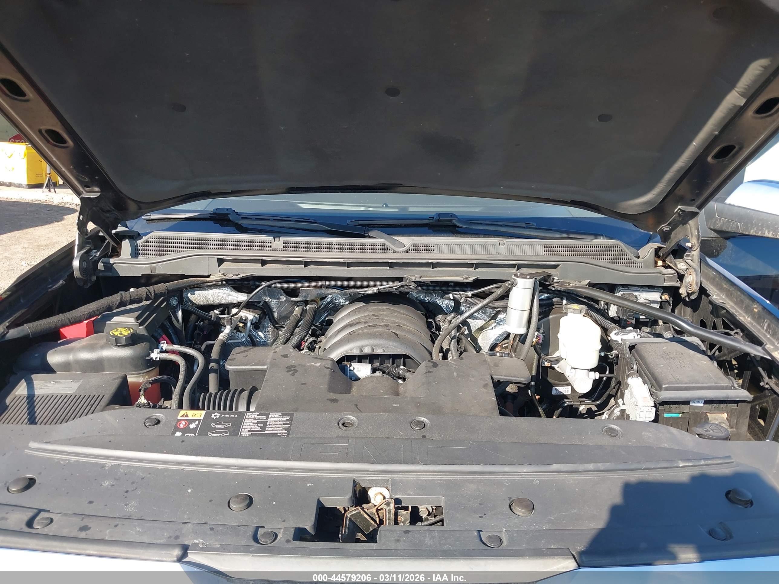 GMC SIERRA image 10