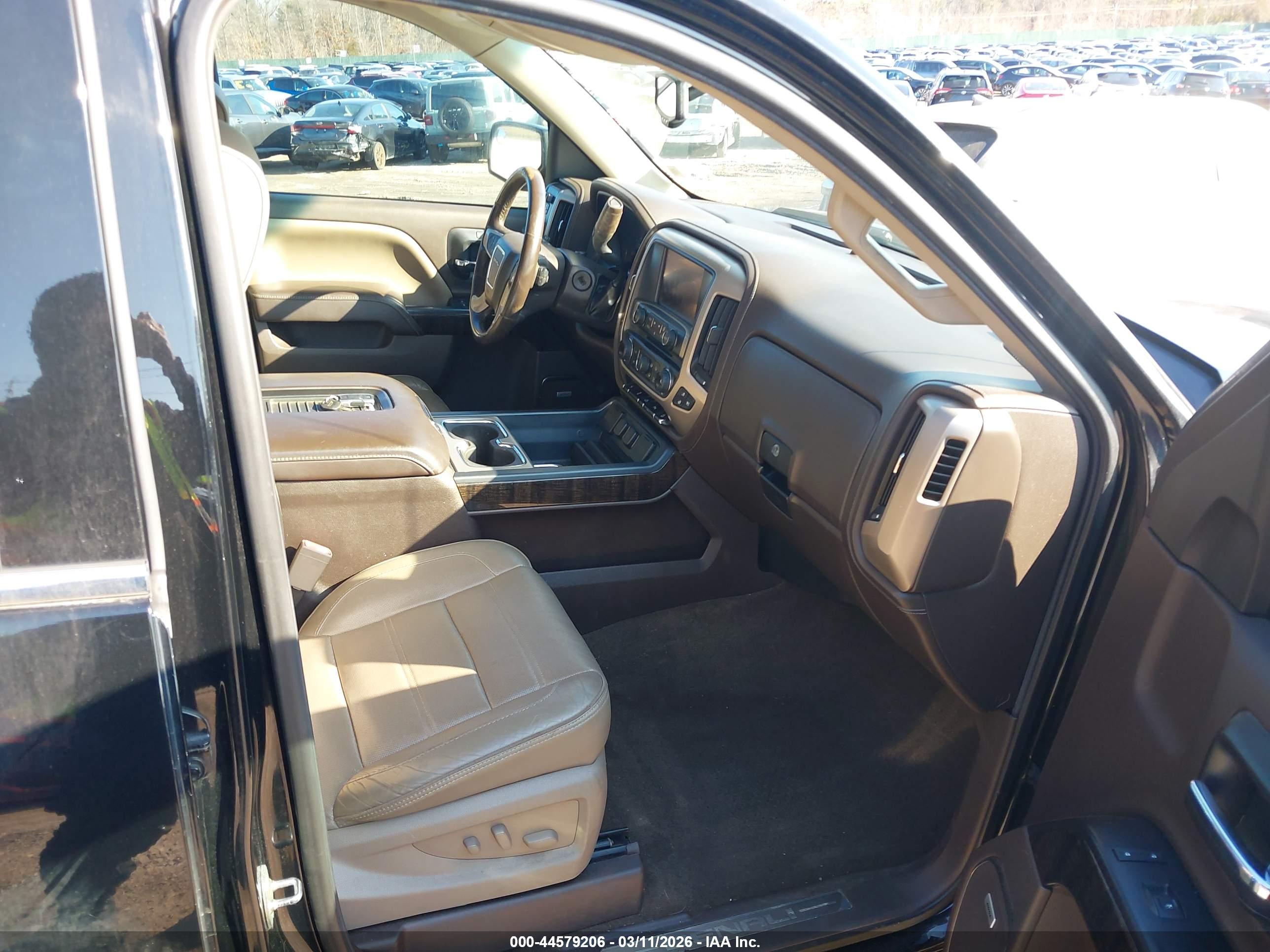 GMC SIERRA image 5