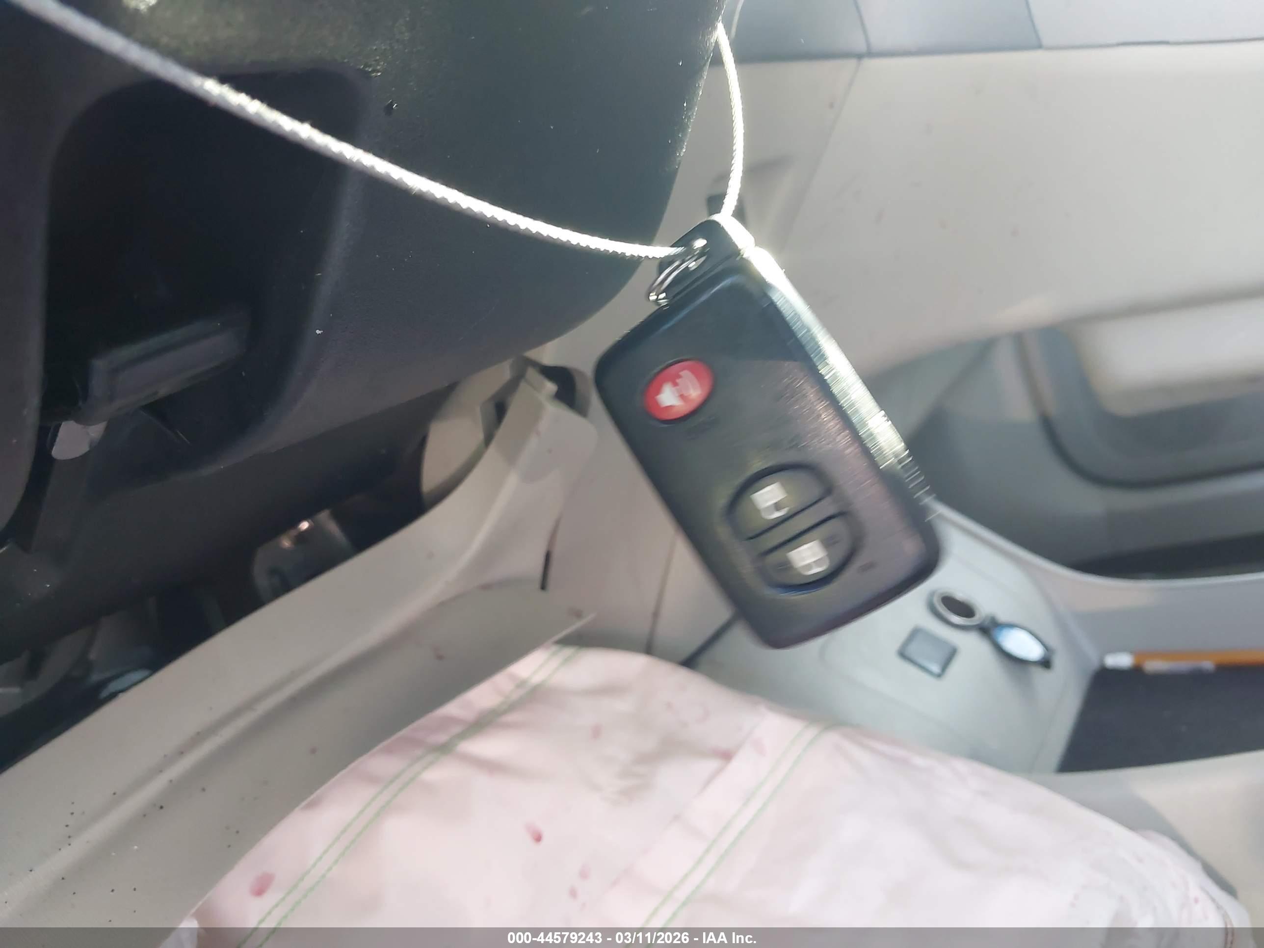 TOYOTA PRIUS image 11