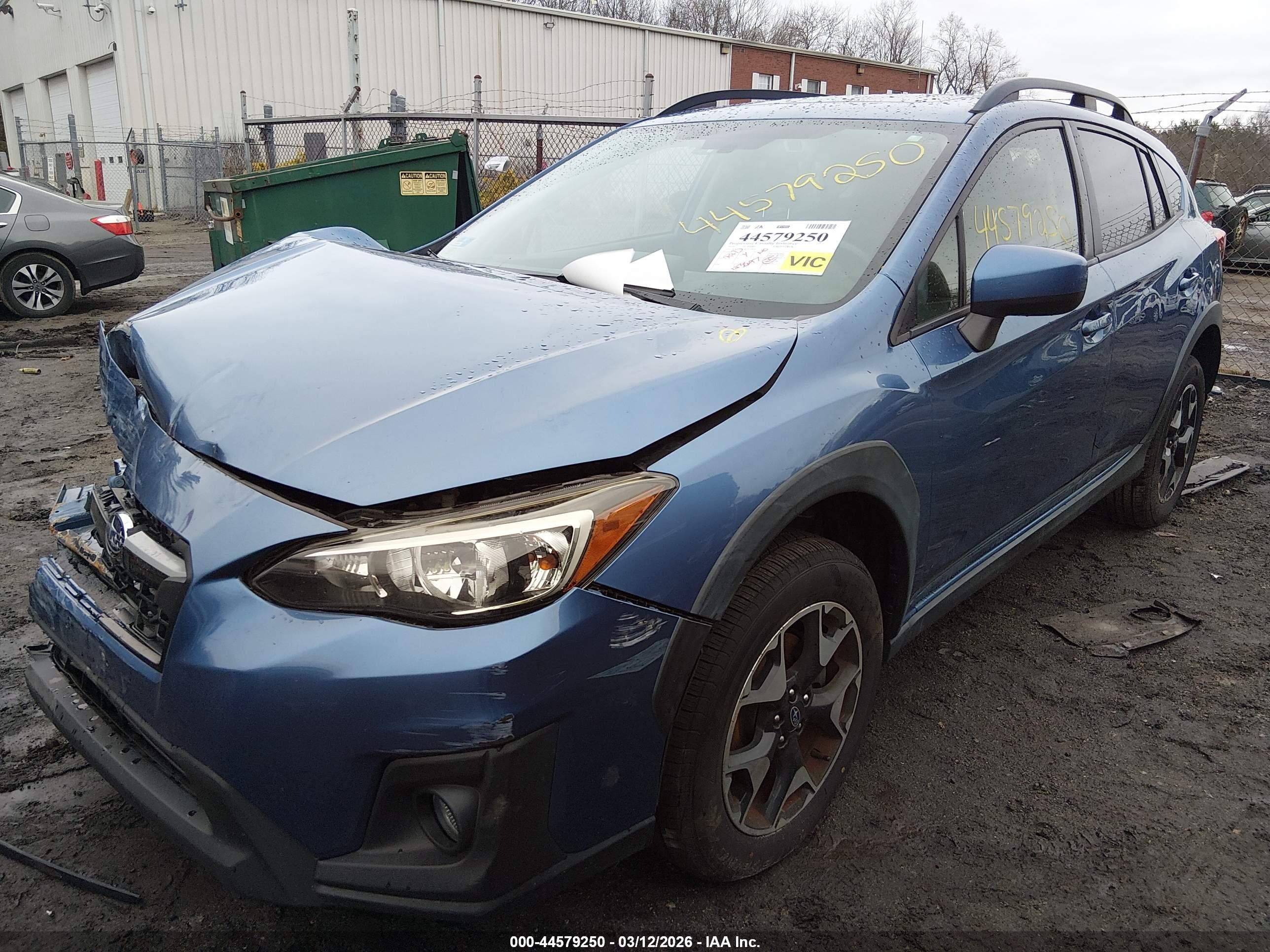 SUBARU CROSSTREK image 2