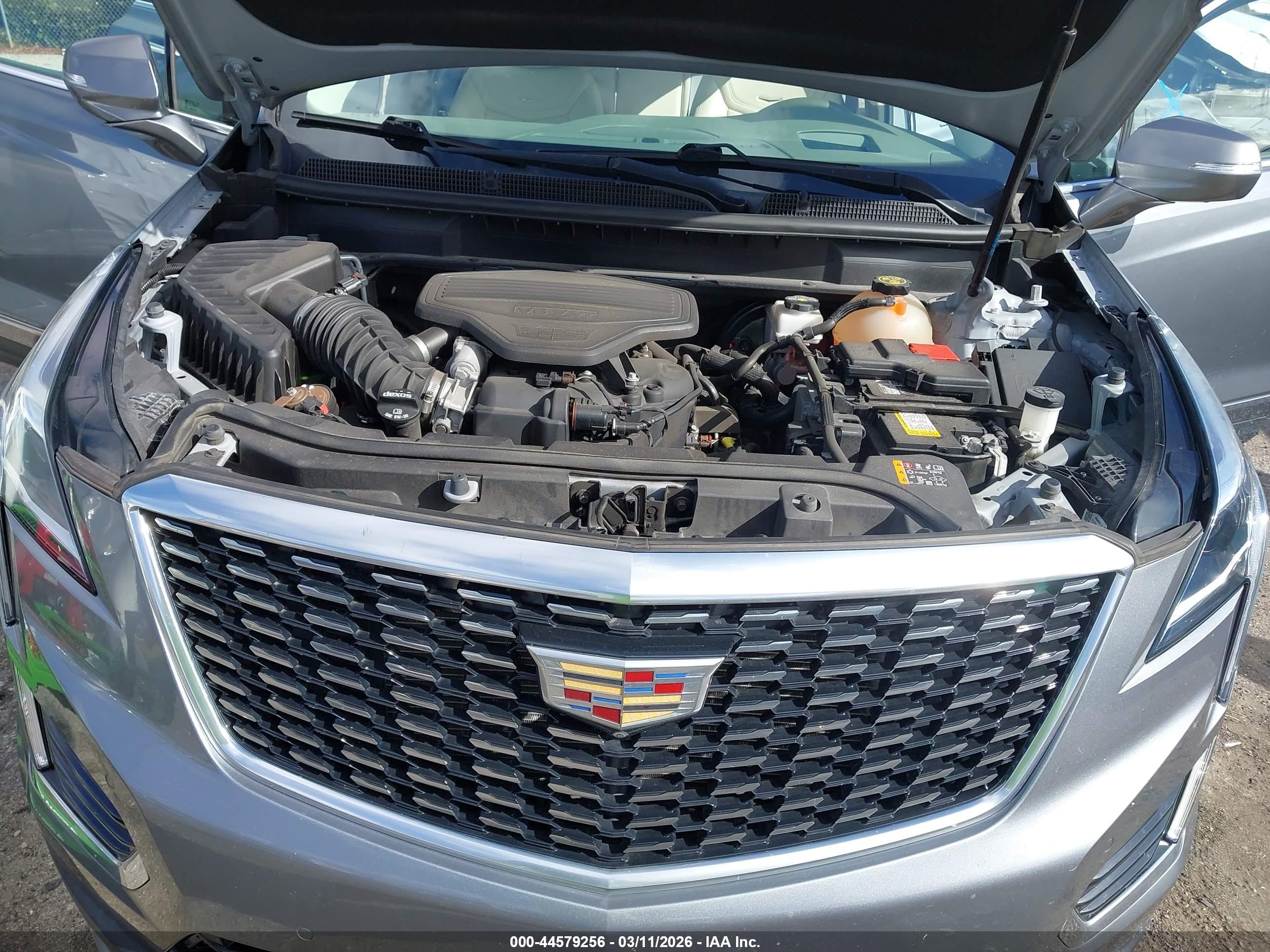 CADILLAC XT5 image 10