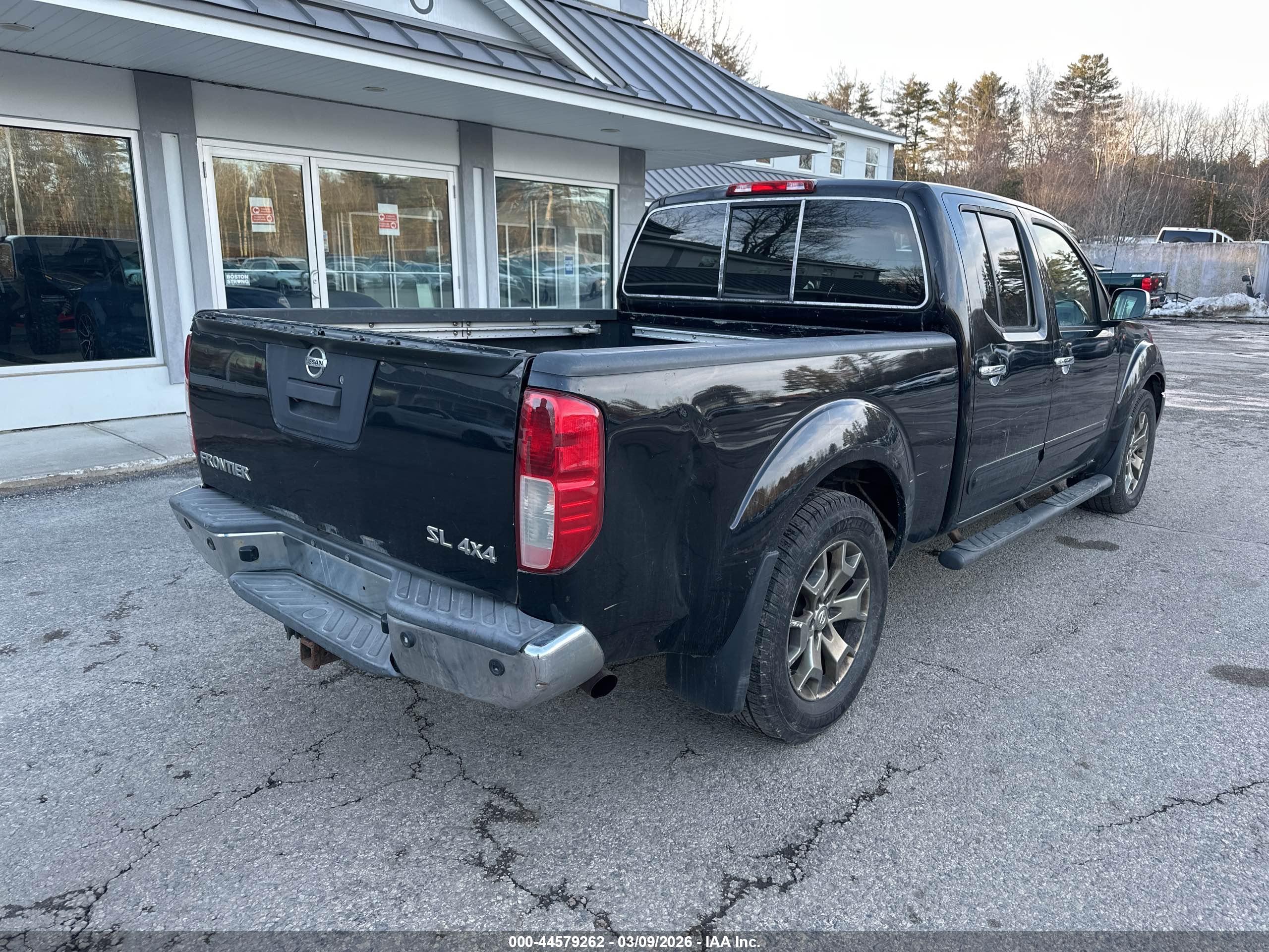 NISSAN FRONTIER image 4