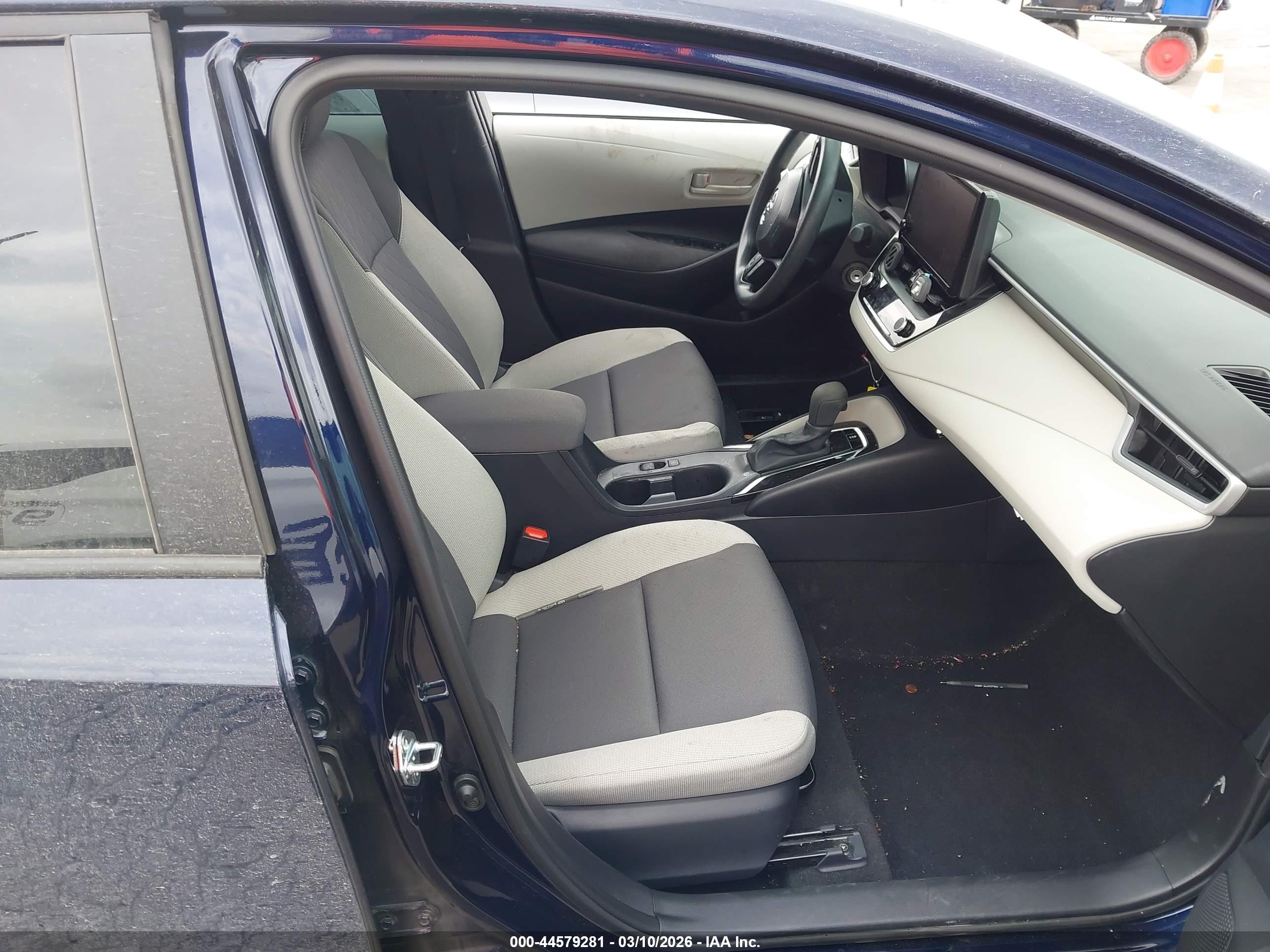 TOYOTA COROLLA image 5