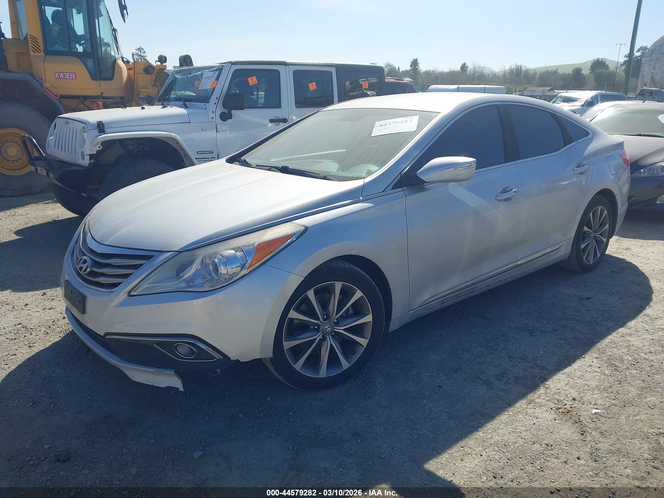 HYUNDAI AZERA image 2