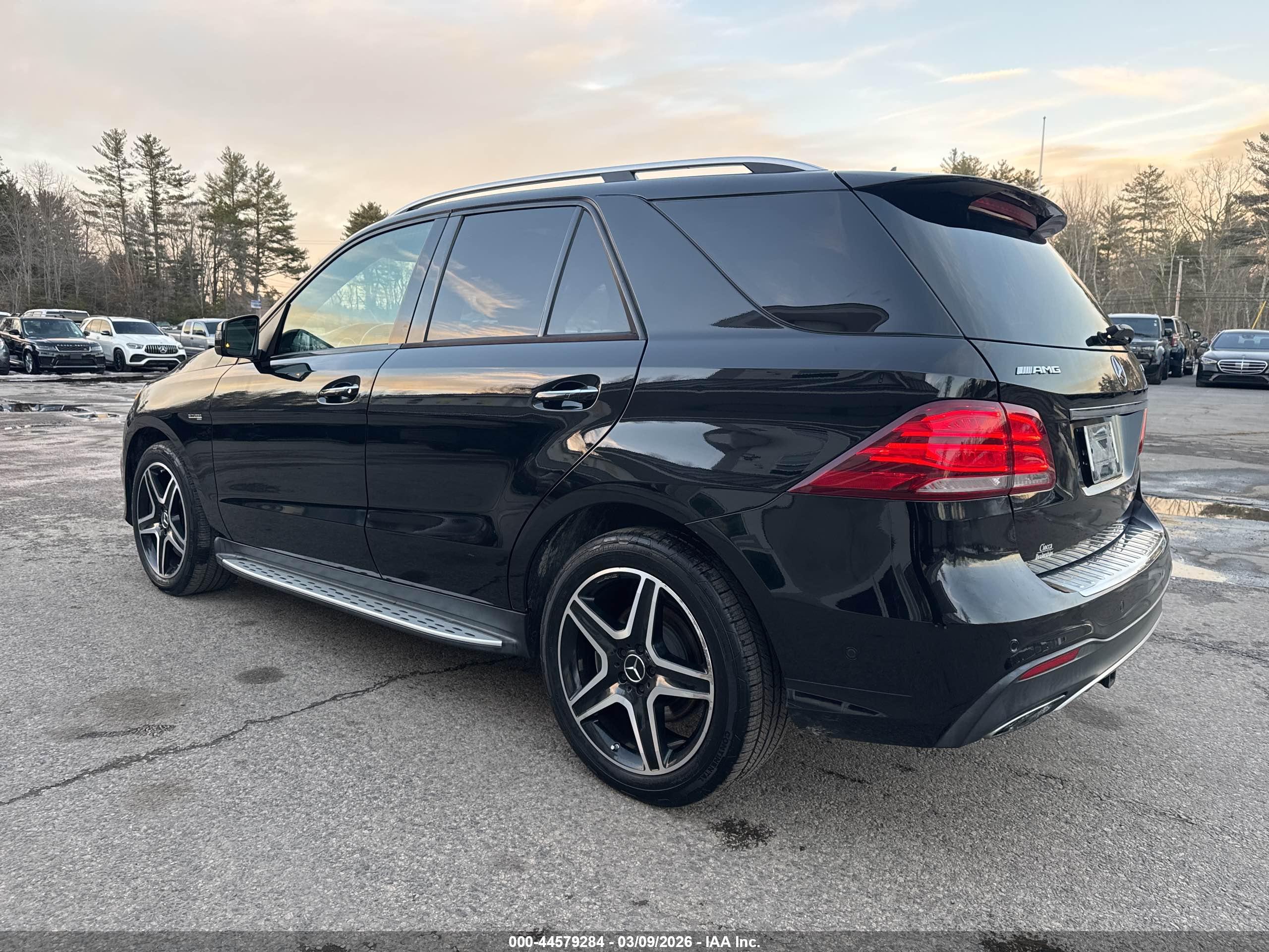 MERCEDES-BENZ AMG image 3