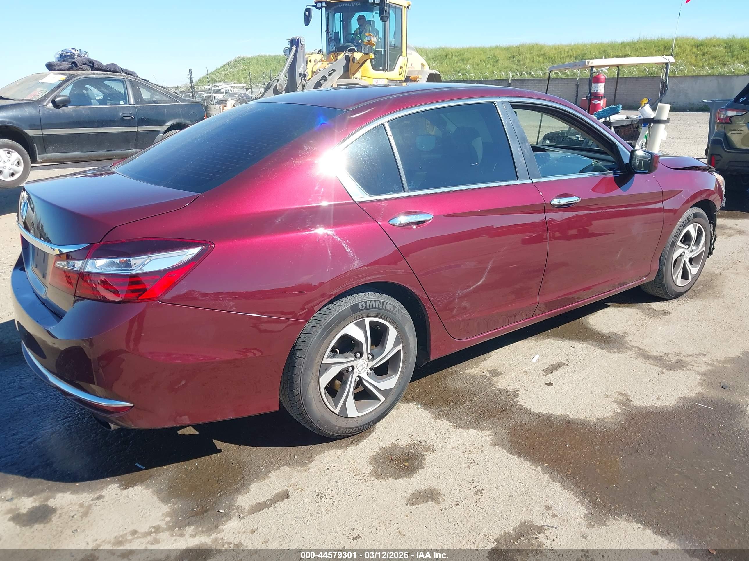 HONDA ACCORD image 4