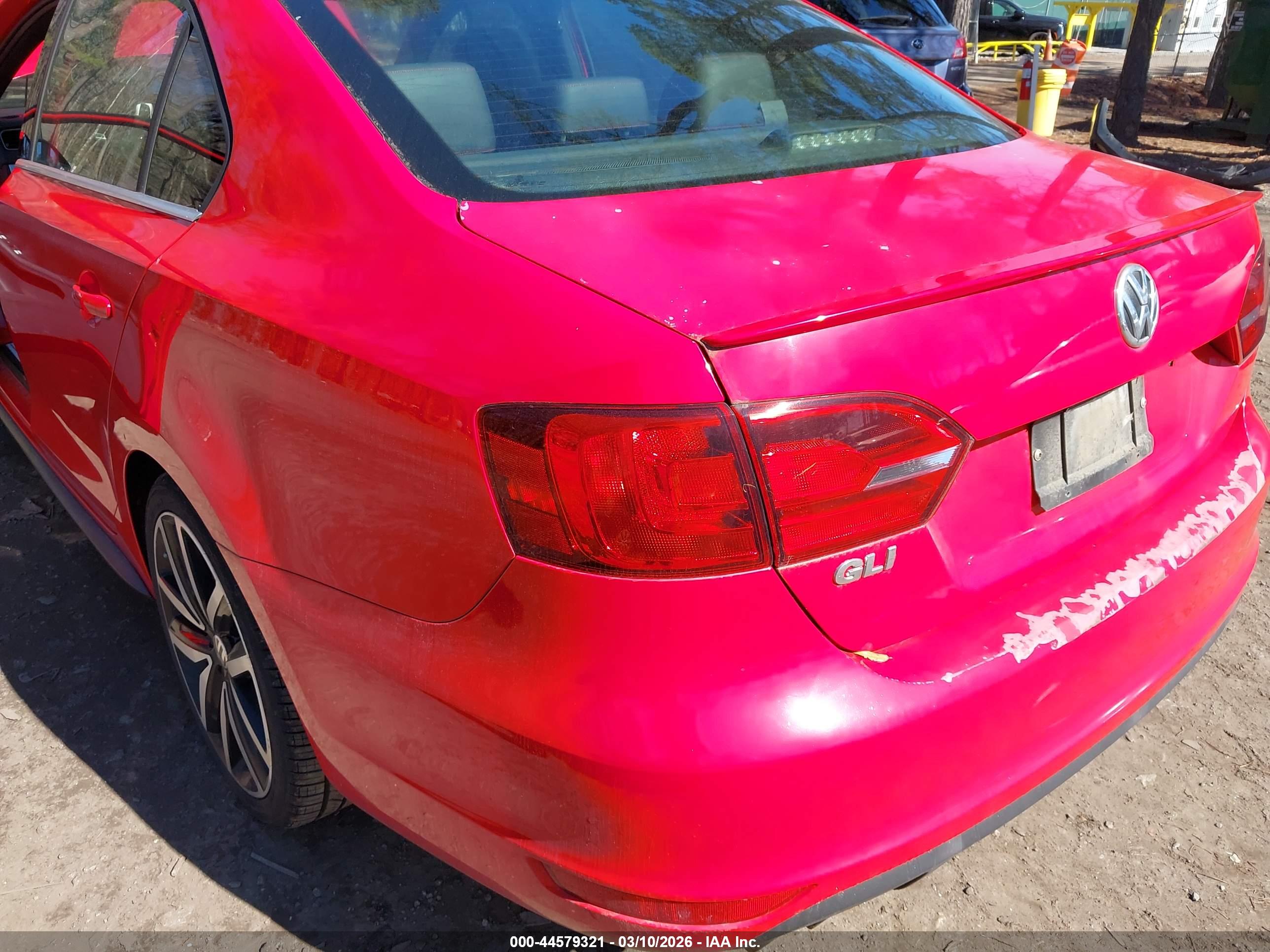 VOLKSWAGEN JETTA image 6
