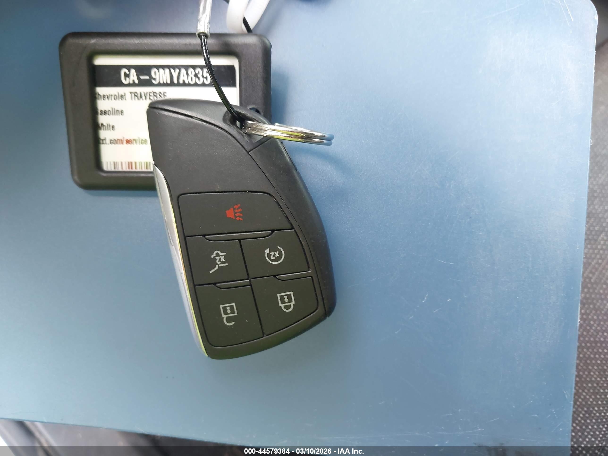 CHEVROLET TRAVERSE image 11