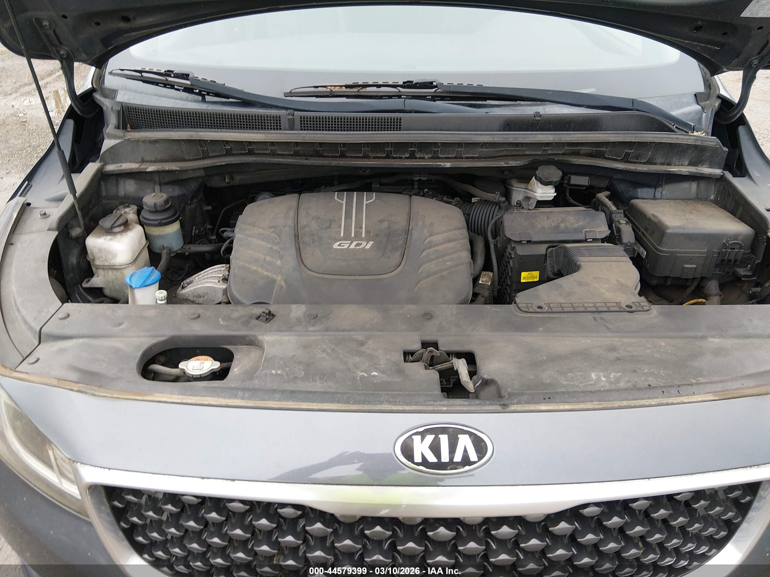KIA SEDONA image 10