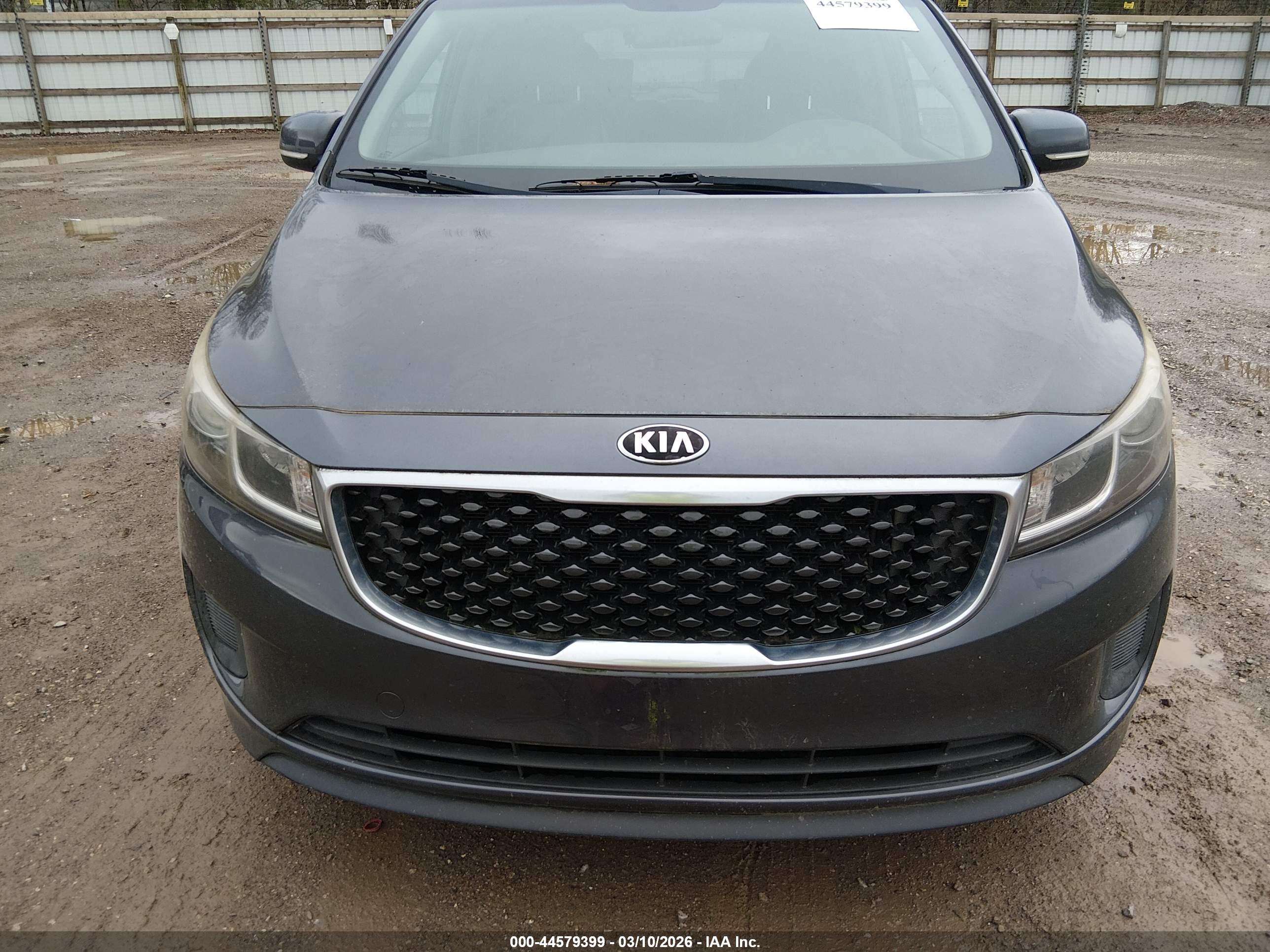 KIA SEDONA image 6