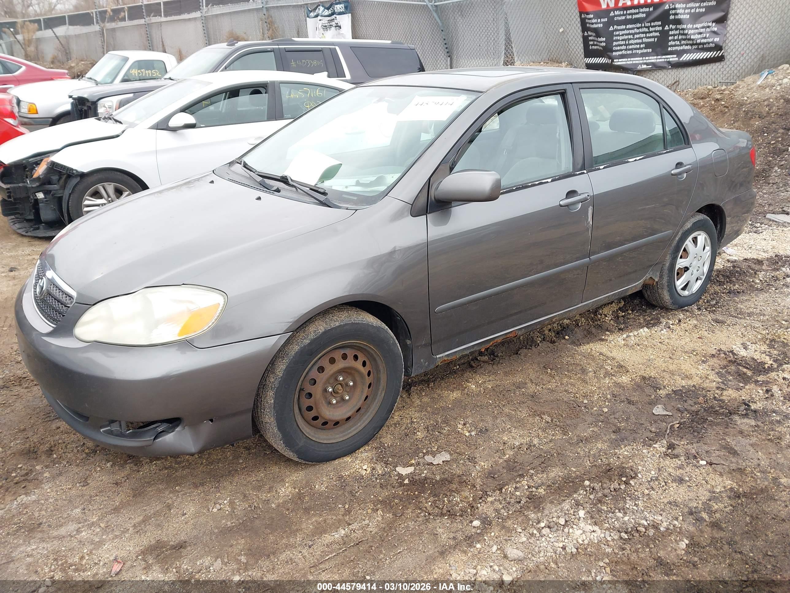 TOYOTA COROLLA image 2