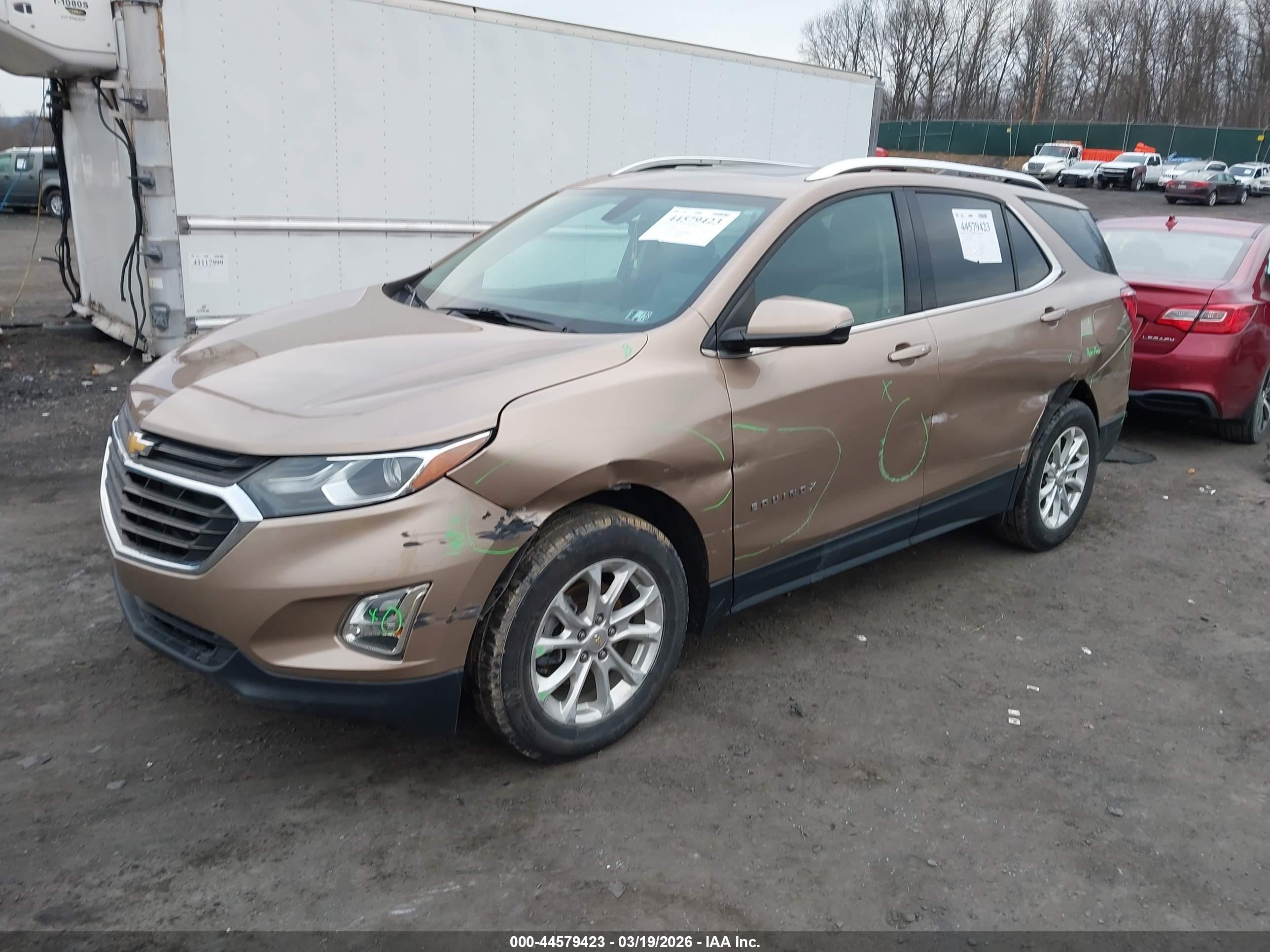 CHEVROLET EQUINOX image 2