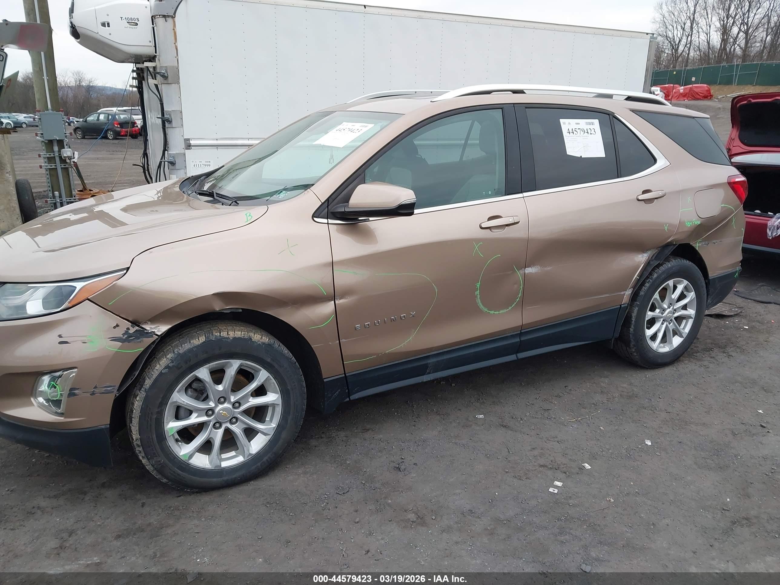 CHEVROLET EQUINOX image 6