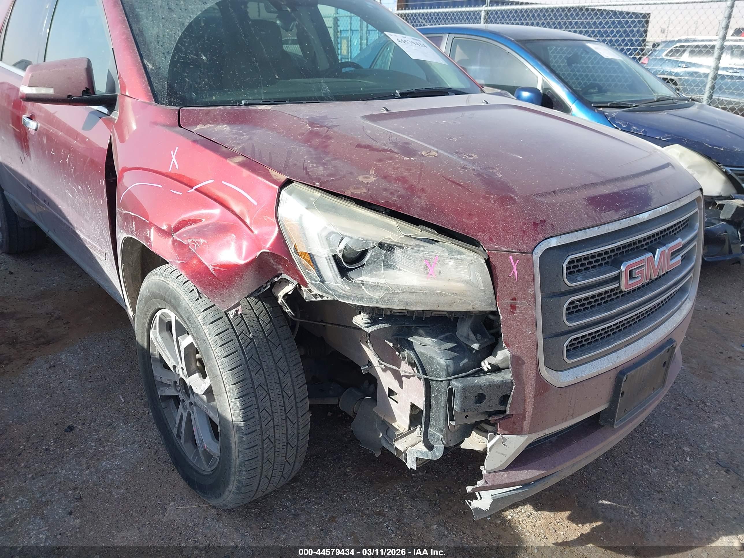 GMC ACADIA image 6