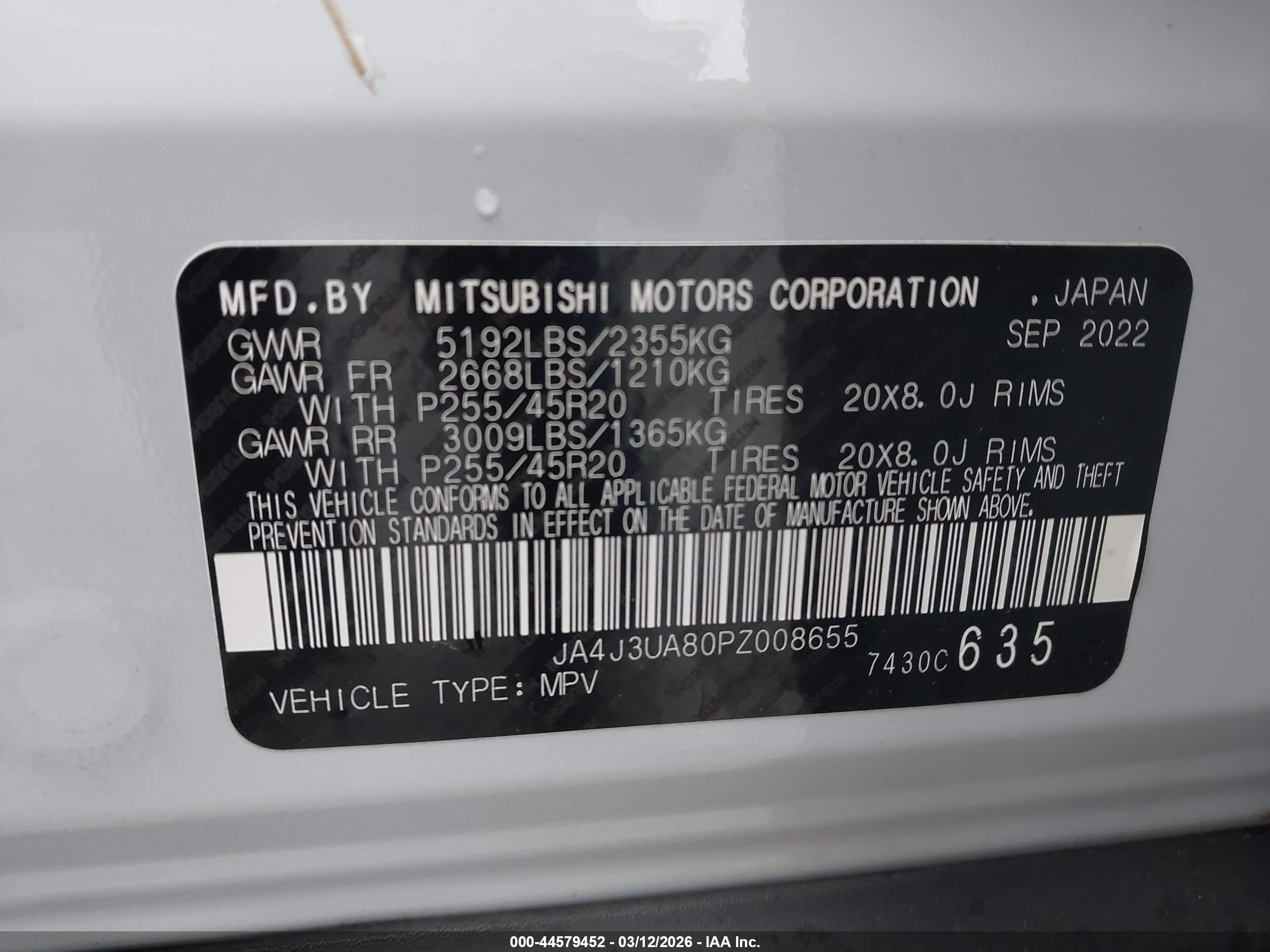 MITSUBISHI OUTLANDER image 9