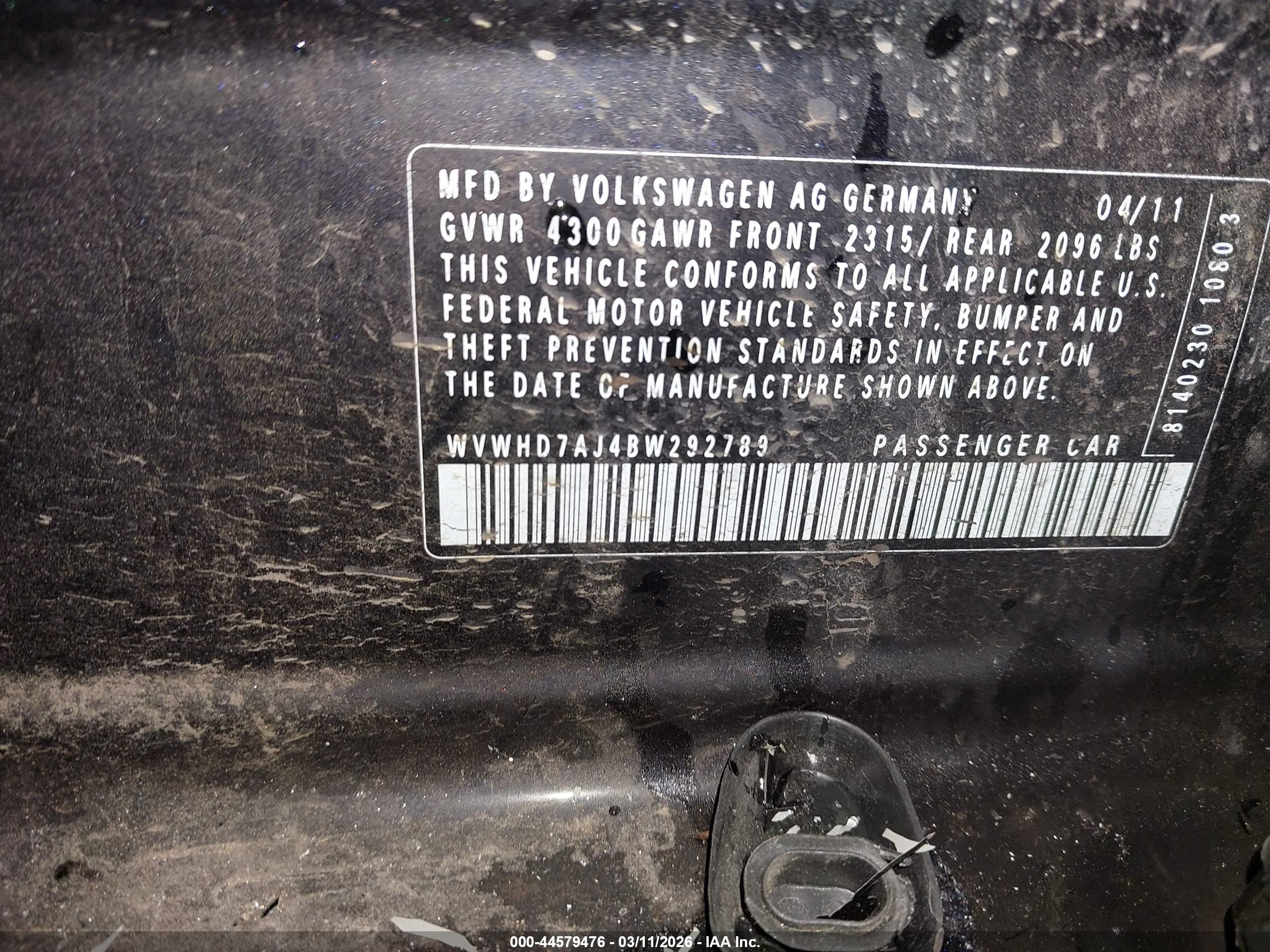 VOLKSWAGEN GTI image 9