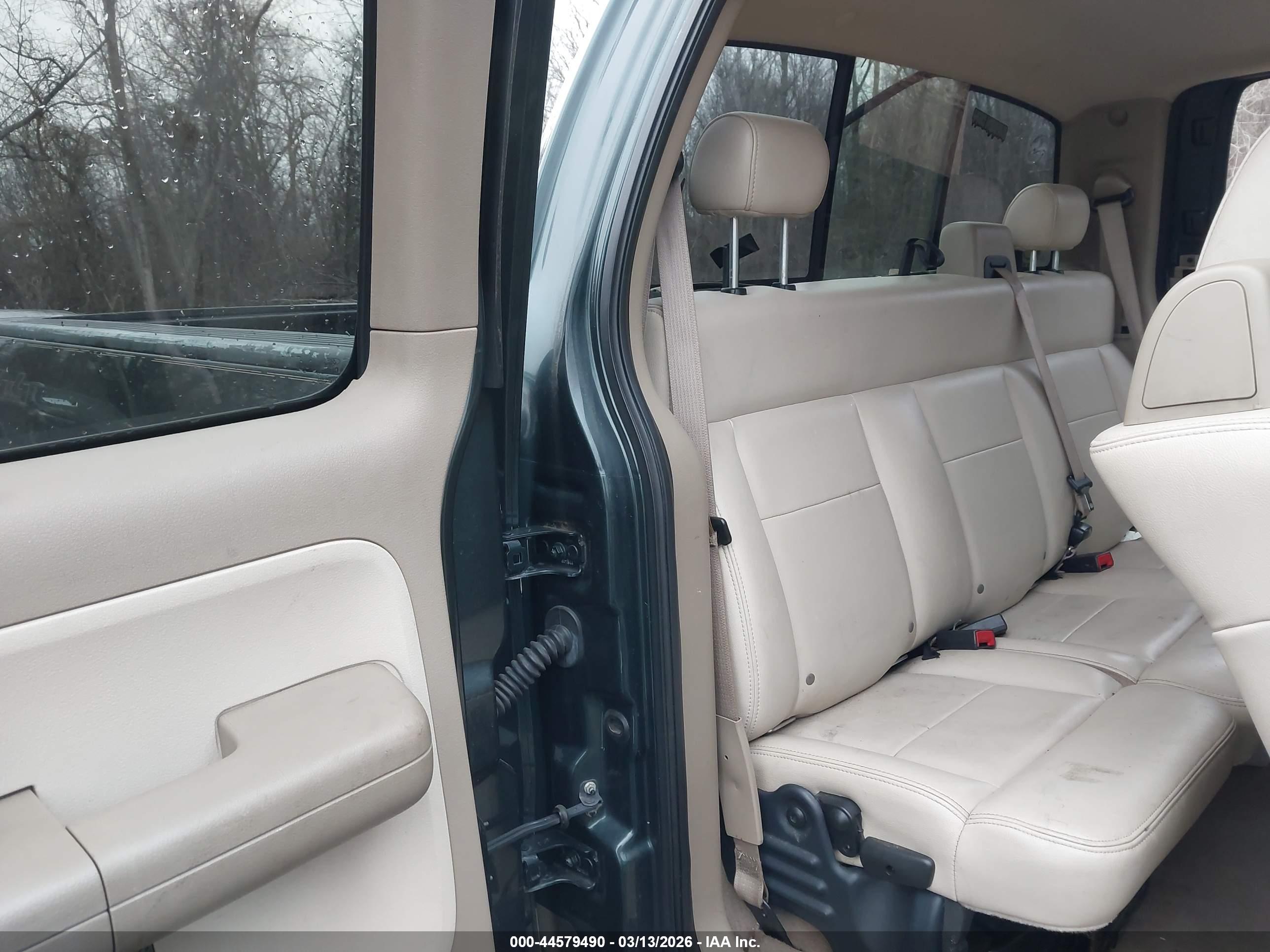FORD F-150 image 8