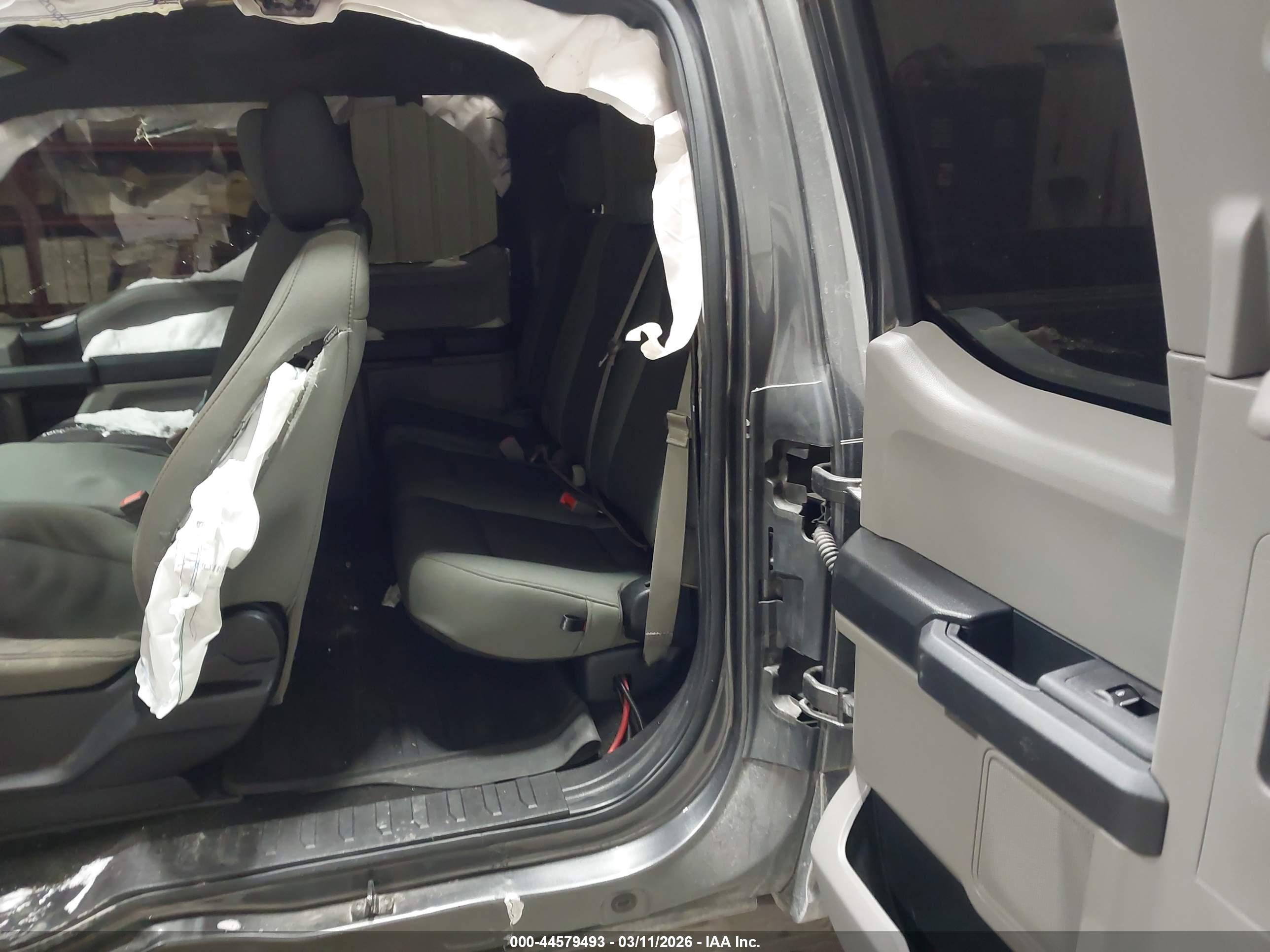 FORD F-150 image 8