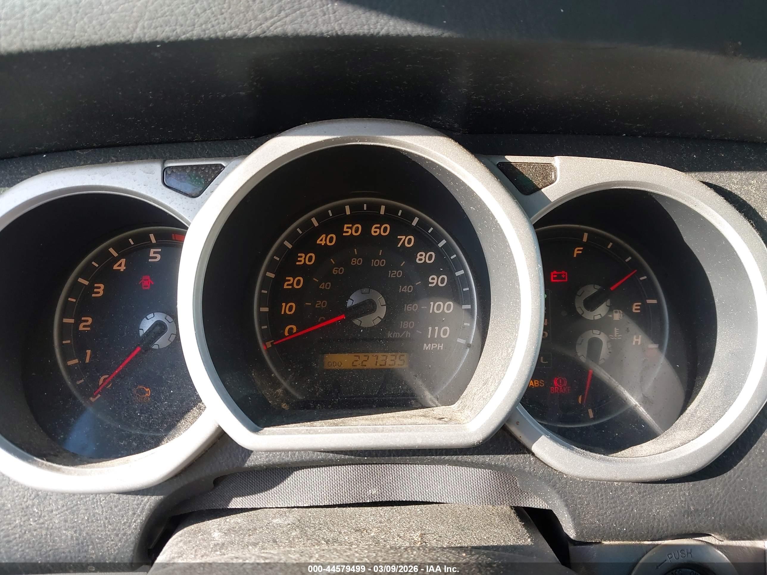 TOYOTA 4RUNNER image 7