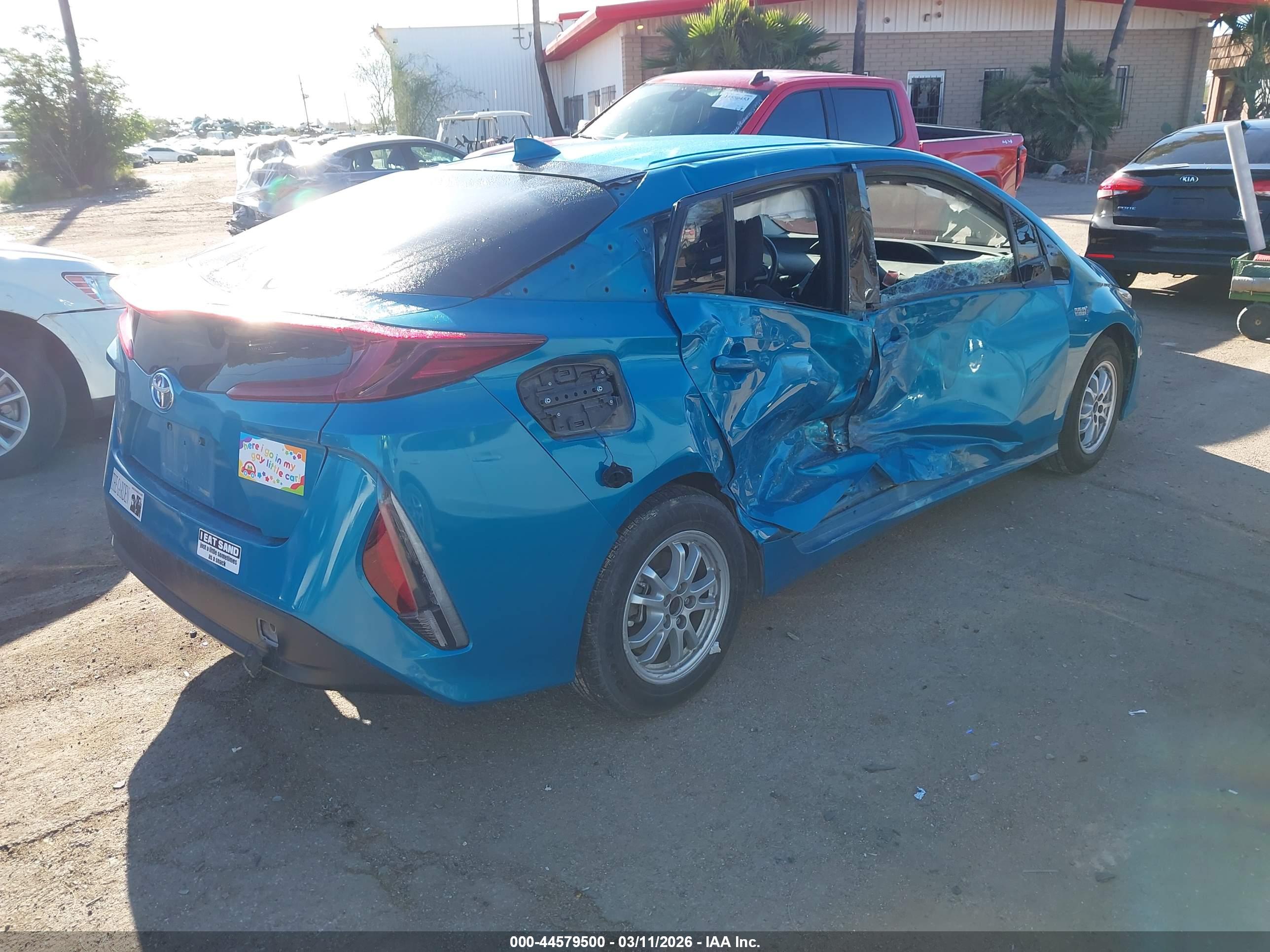 TOYOTA PRIUS image 4