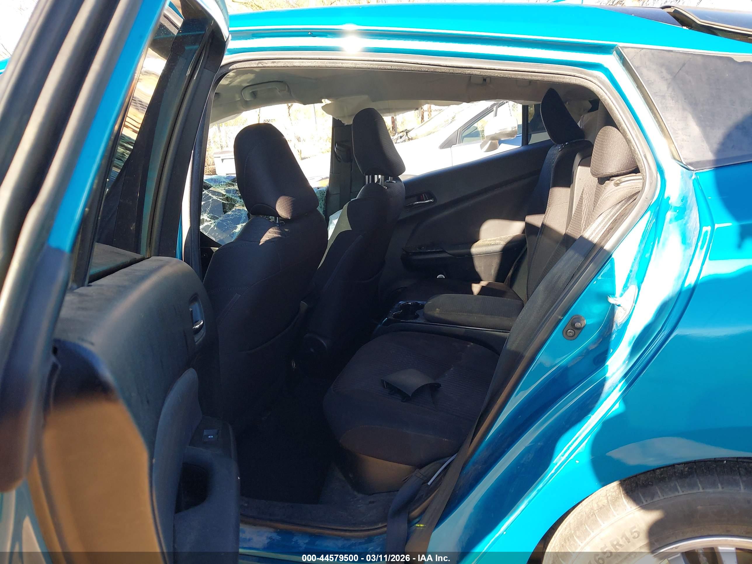 TOYOTA PRIUS image 8