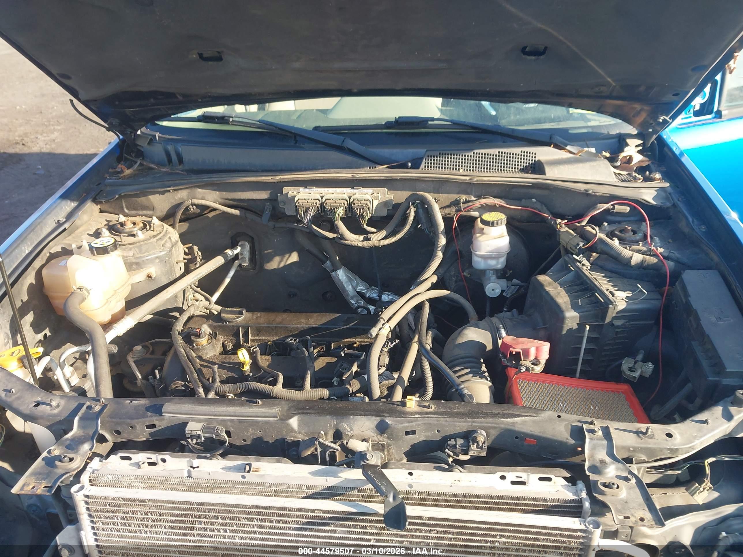 FORD ESCAPE image 10