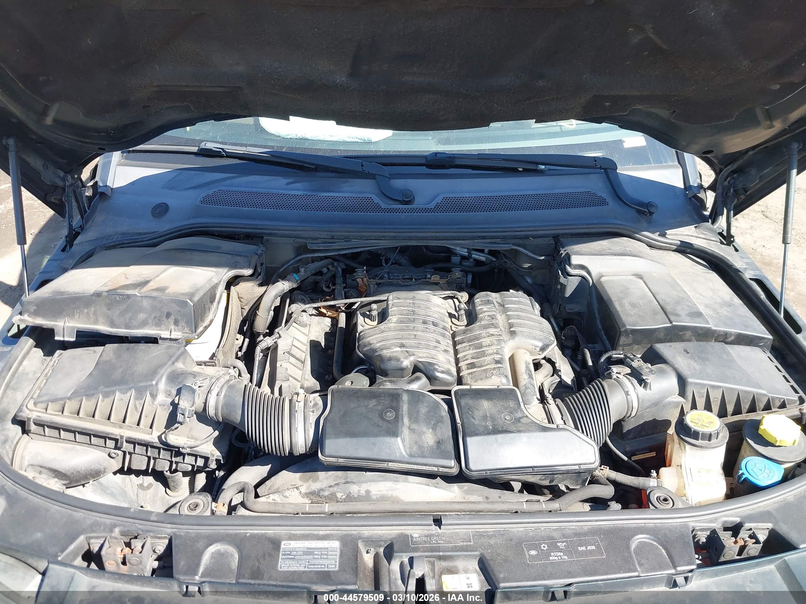 LAND ROVER image 10